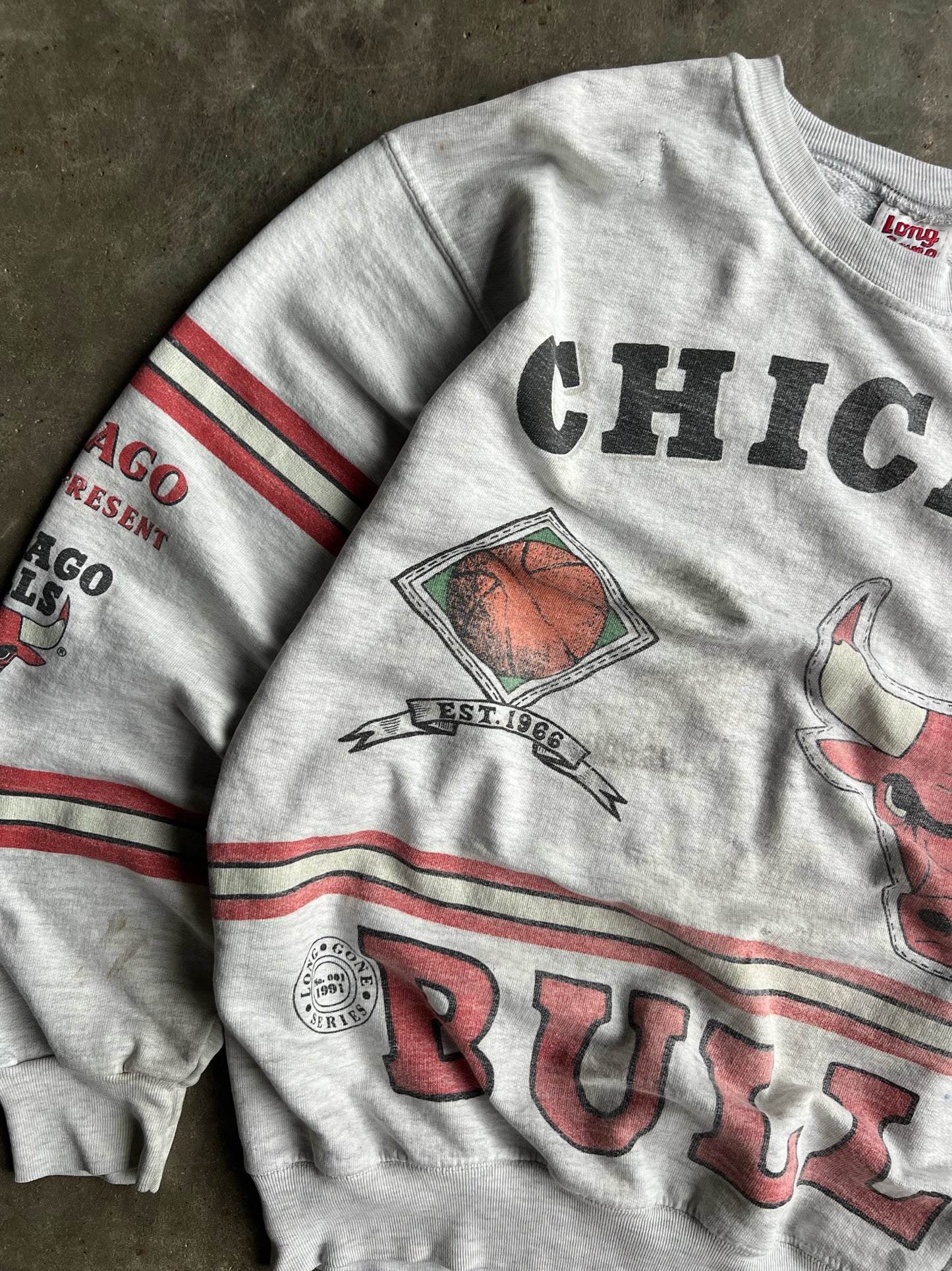 Vintage Faded Chicago Bulls Long Gone Crew - L