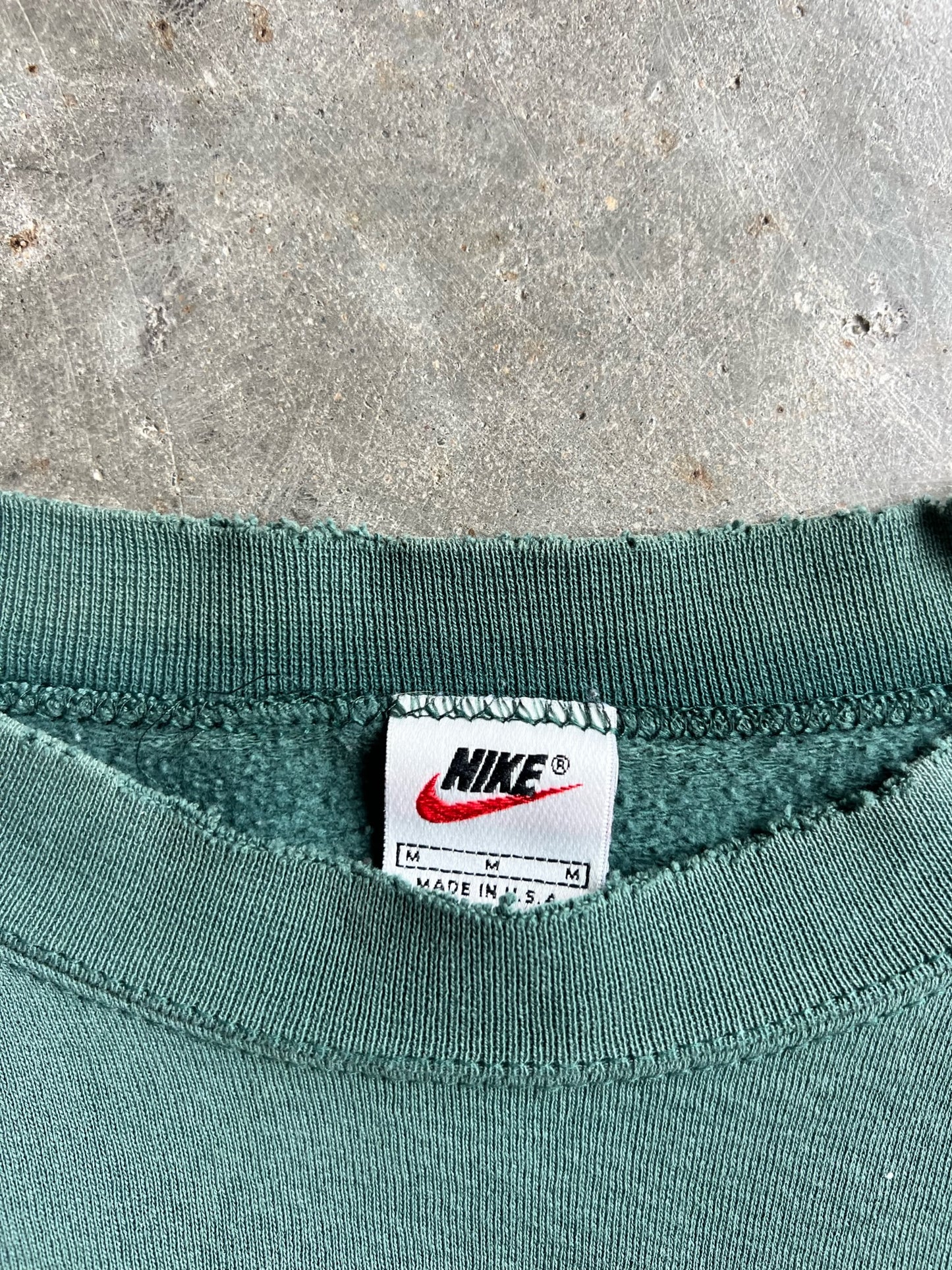 Vintage Green Nike Swoosh Crew - M