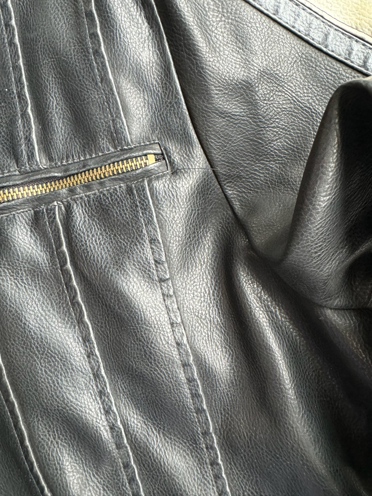 Vintage Carbon Black Leather Jacket - M