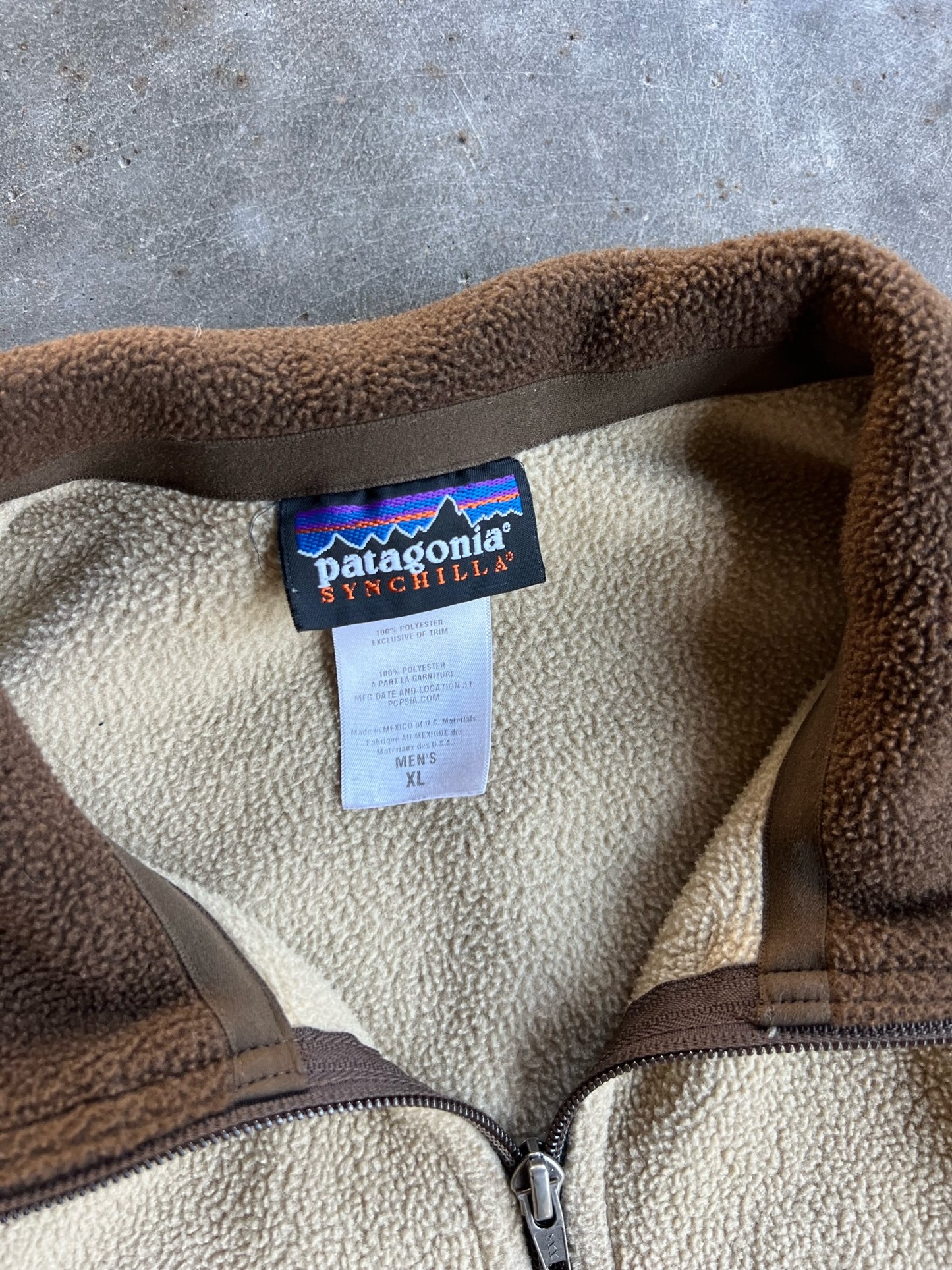 Tan Fleece Patagonia Quarter Zip - XL