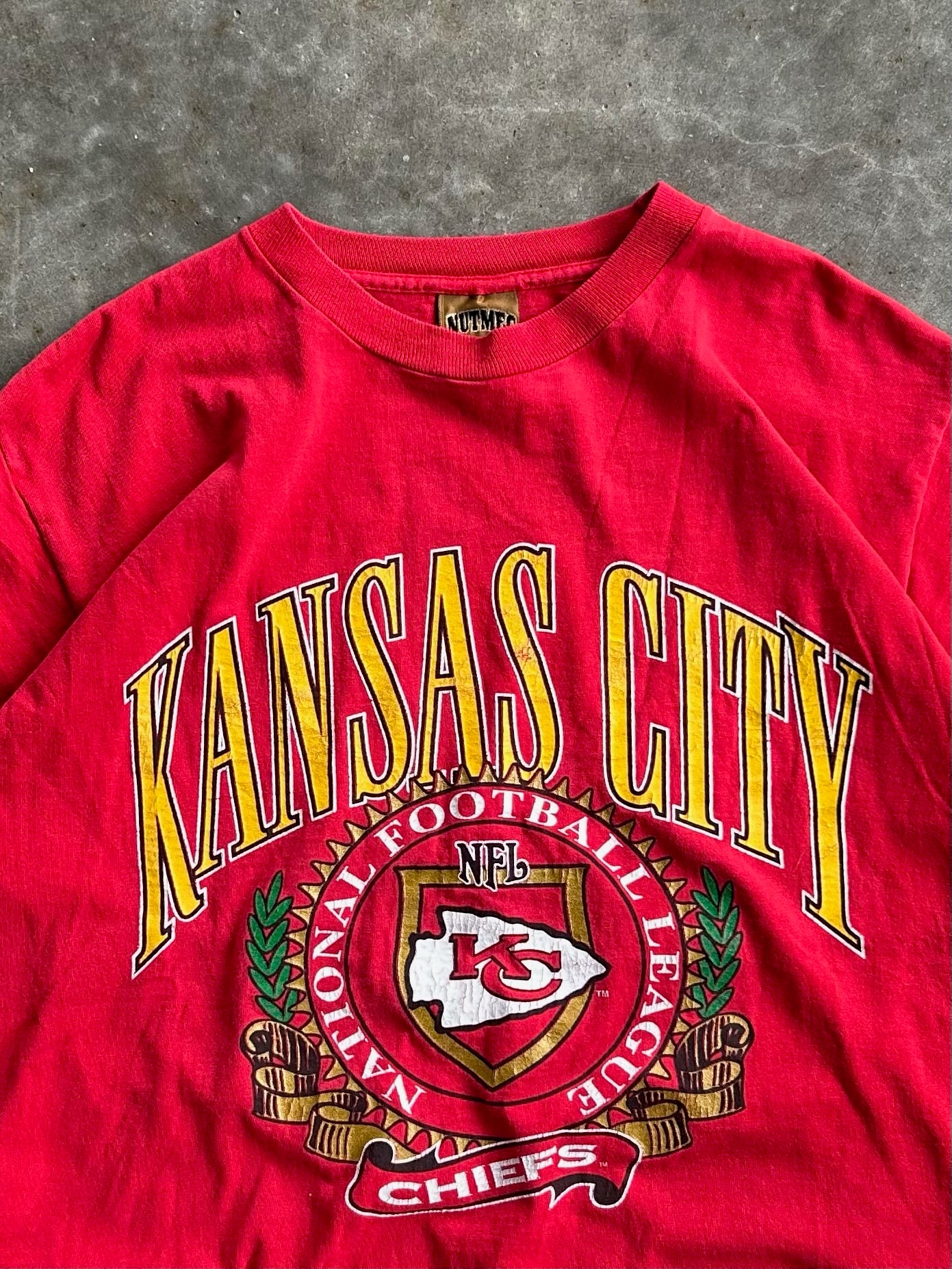 Vintage Red Kansas City Chiefs Distressed Tee - L