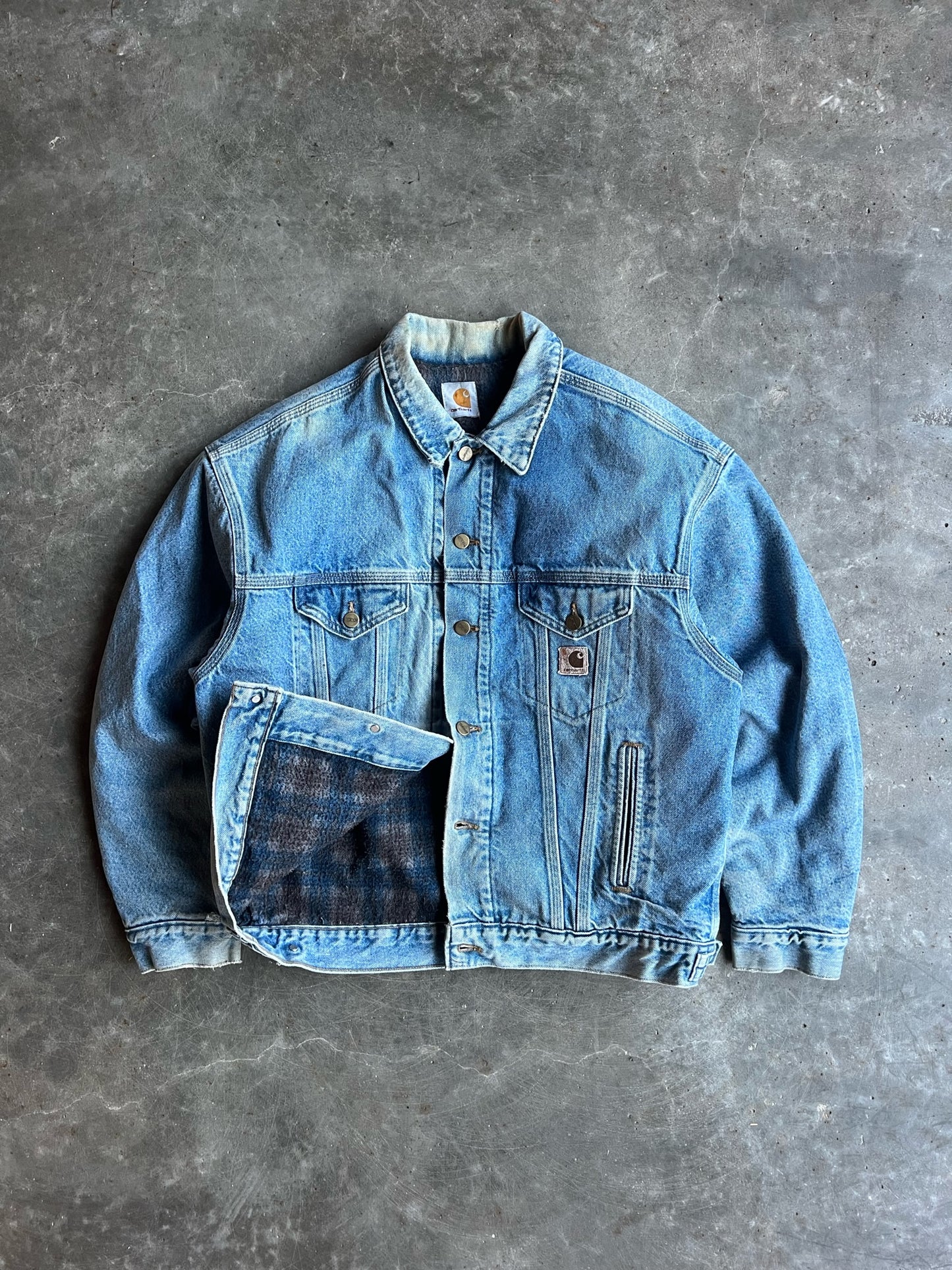 Vintage Denim Flannel Lined Button Up Carhartt Jacket - L