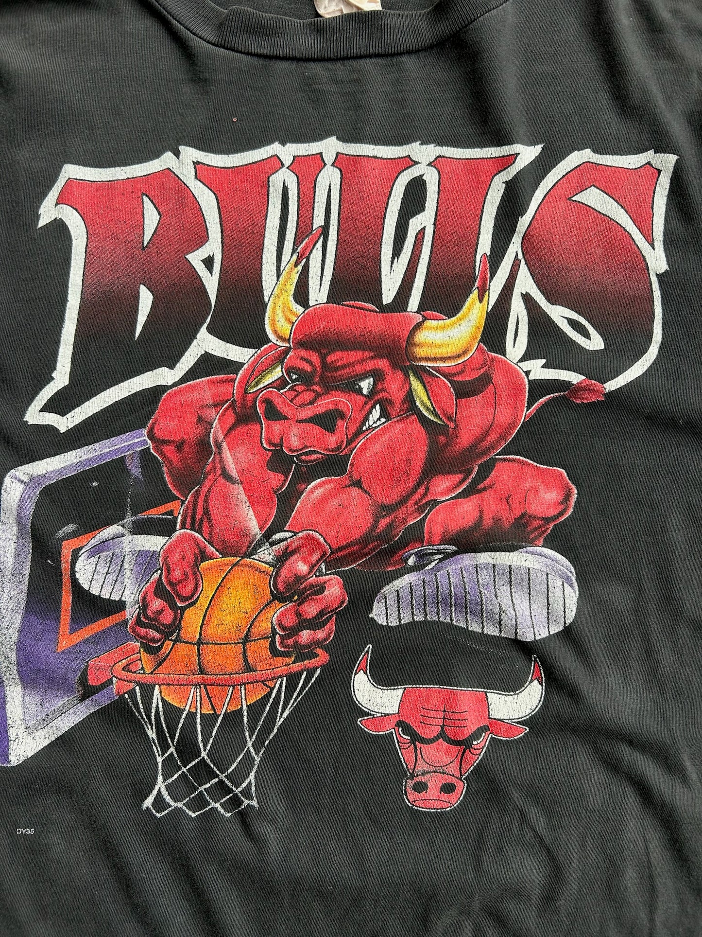 Vintage Black Chicago Bulls Shirt - XL