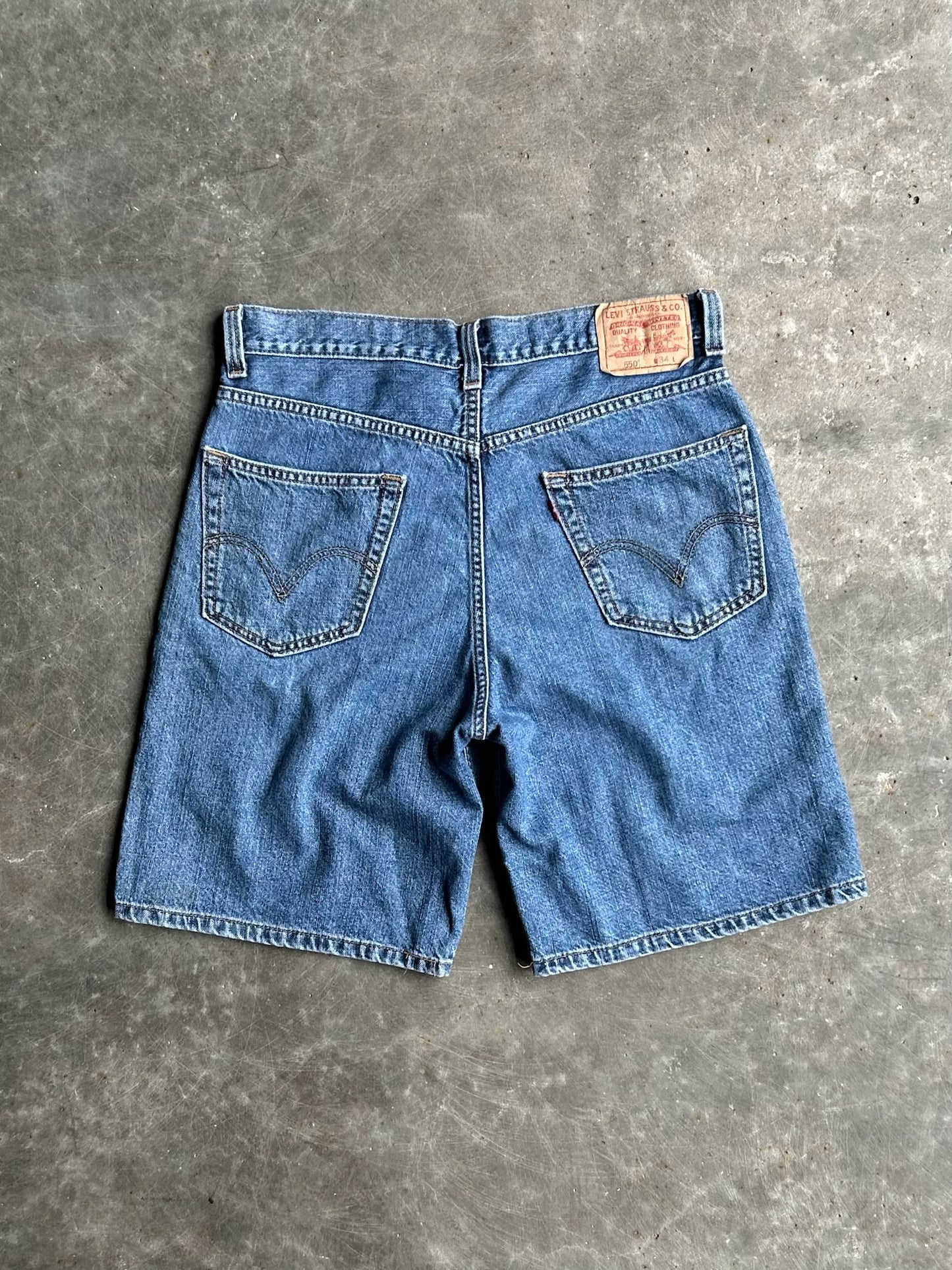 Vintage Dark Wash Levi’s 550 Red Tab Denim Shorts - 32