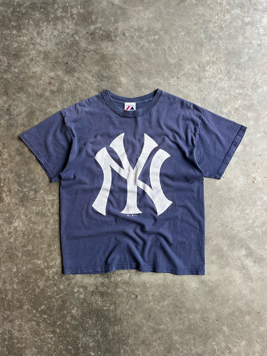 Vintage Navy Faded Yankees Shirt - L