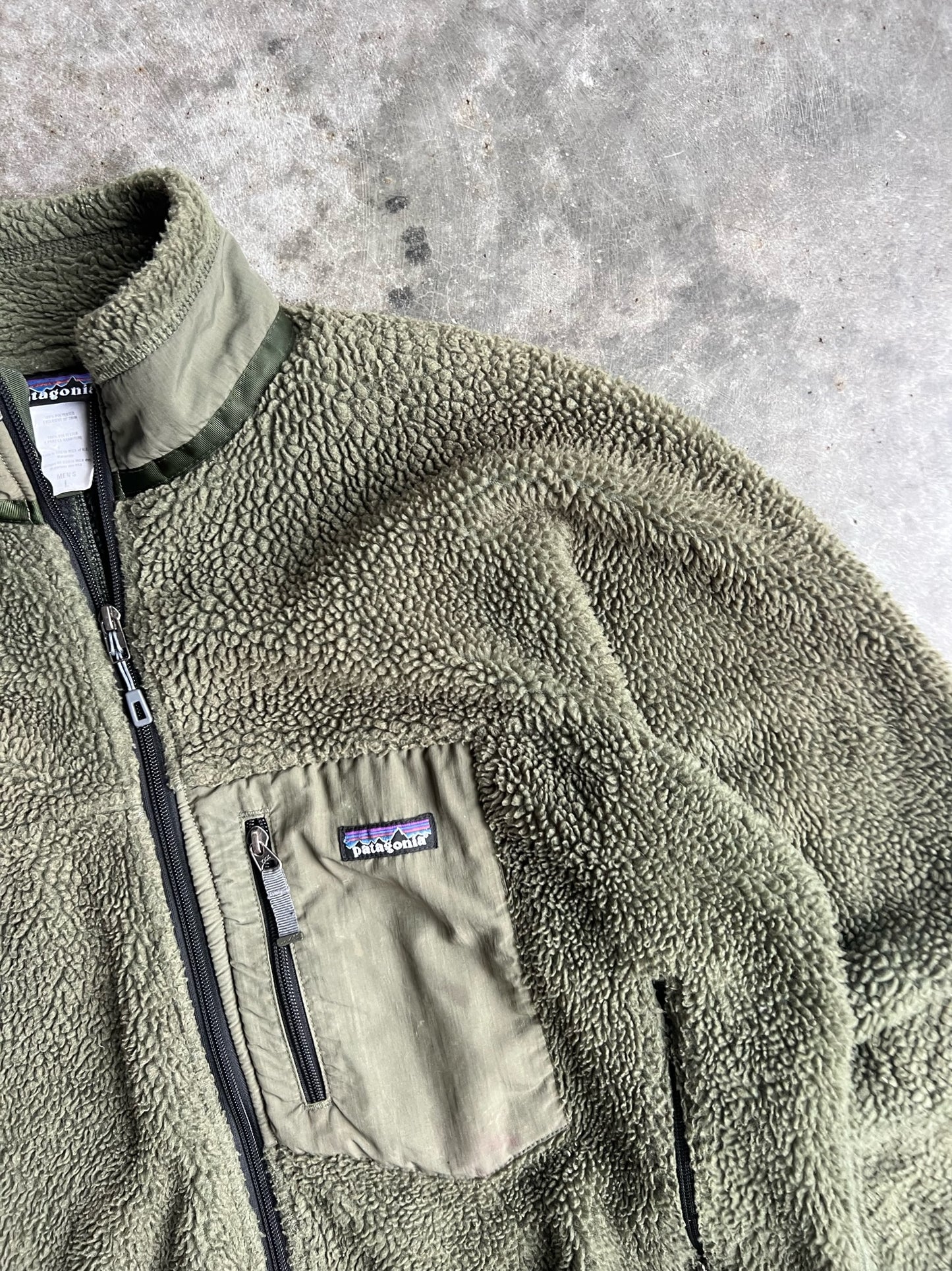 Vintage Dark Green Patagonia Fleece Zip Up - L