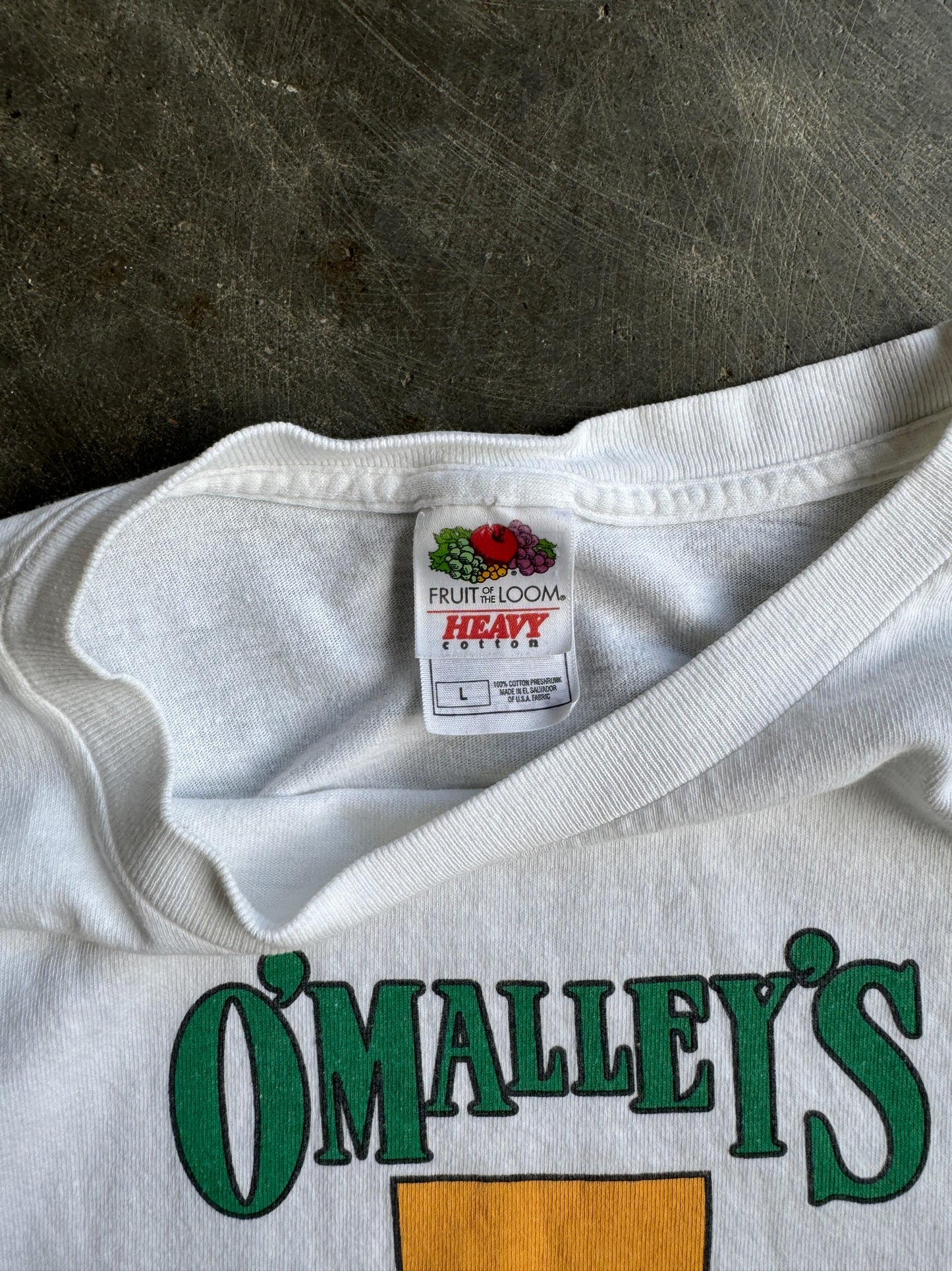 Vintage O’Malleys Pub Shirt - L