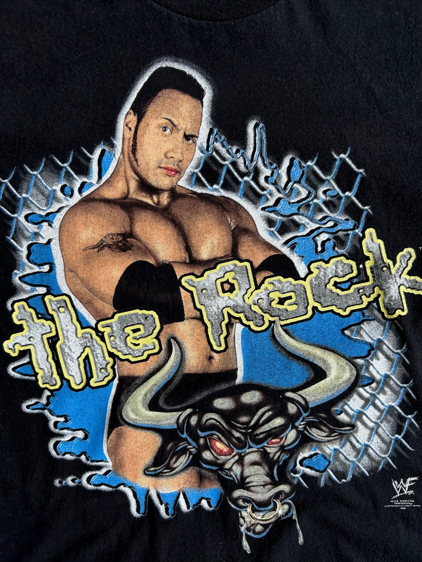 Vintage ‘99 The Rock WWE Shirt - L