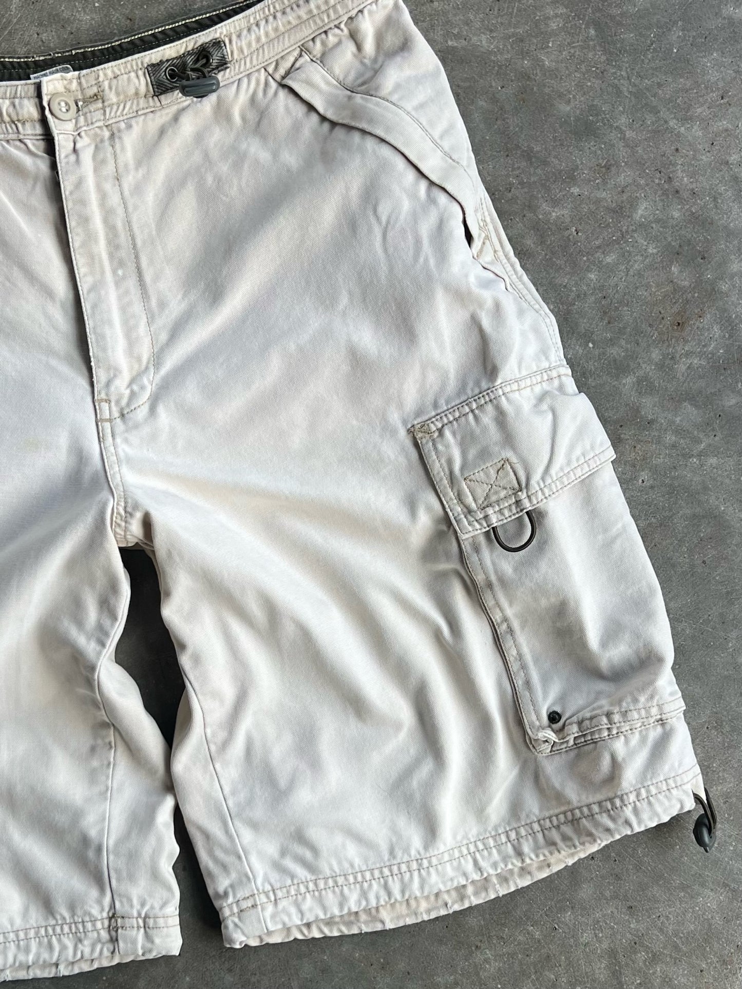 Vintage Khaki Aeropostale Cargo Shorts - M