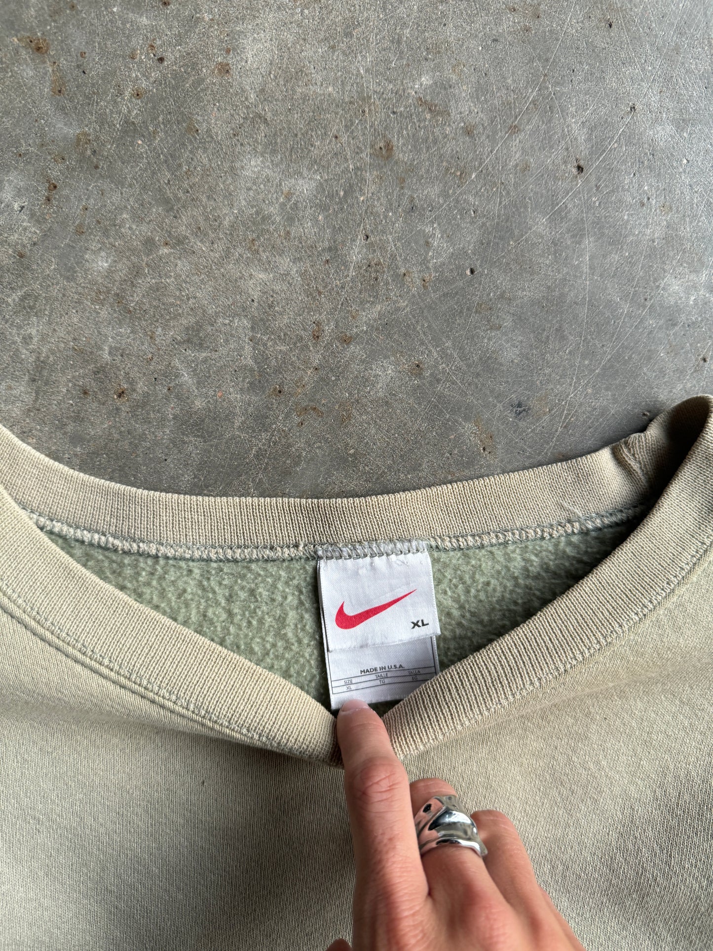 Vintage Cream Mini Swoosh Nike Crew - XL