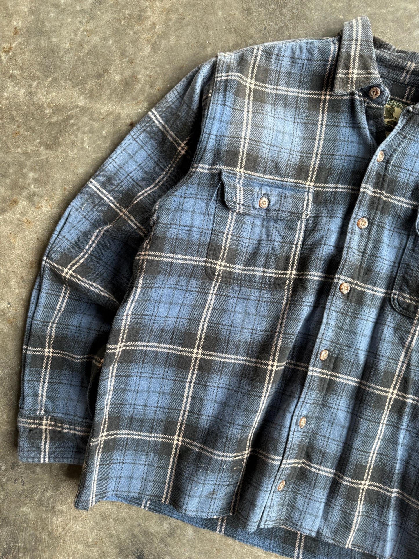 Vintage Blue Flannel Button Up - L