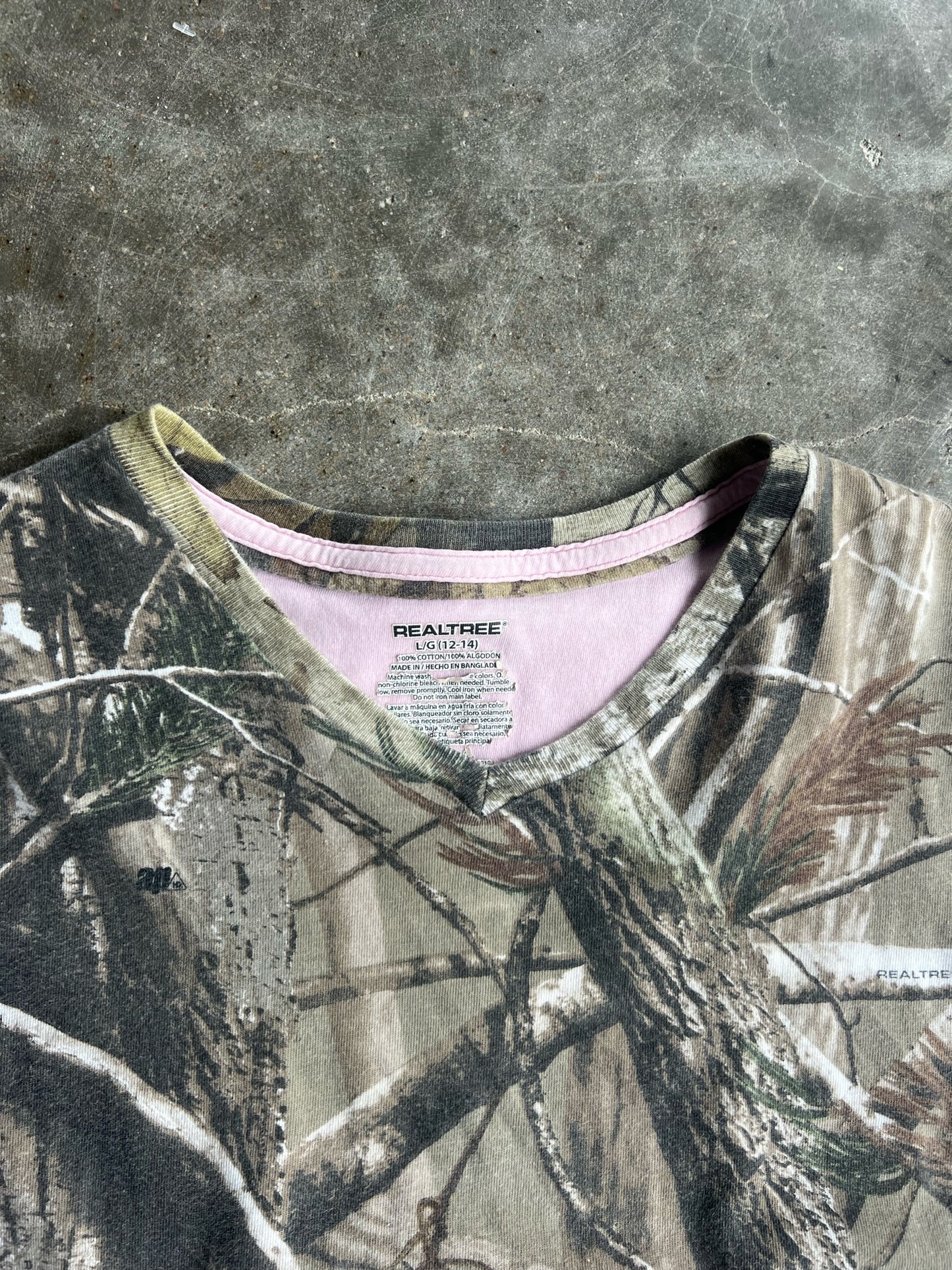 Vintage Realtree Camo Shirt - L