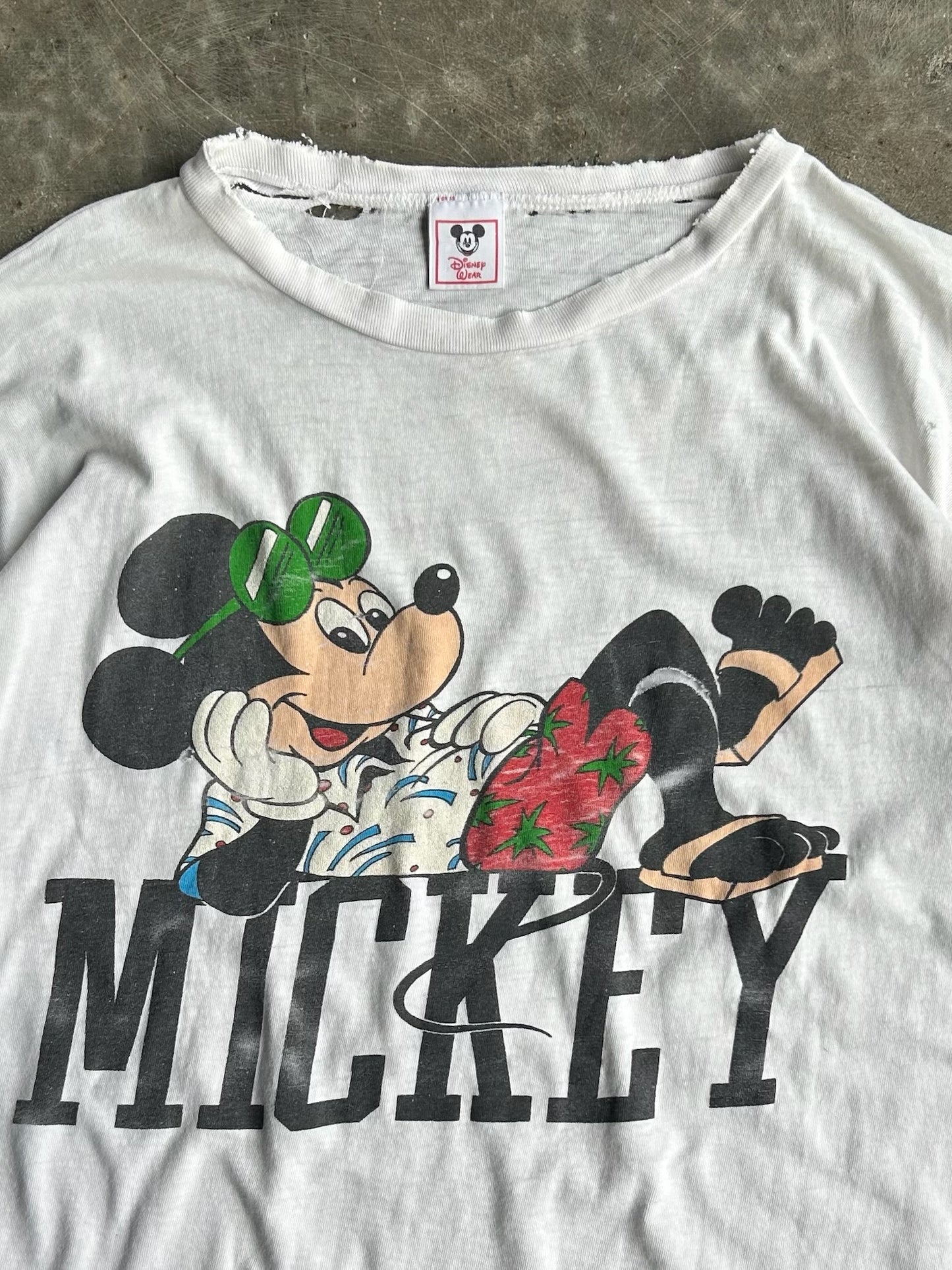 Vintage Mickey Disney Tee - L