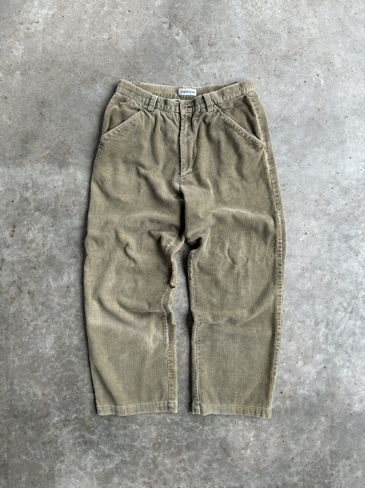 Vintage Chereskin Green Corduroy Pants - 32