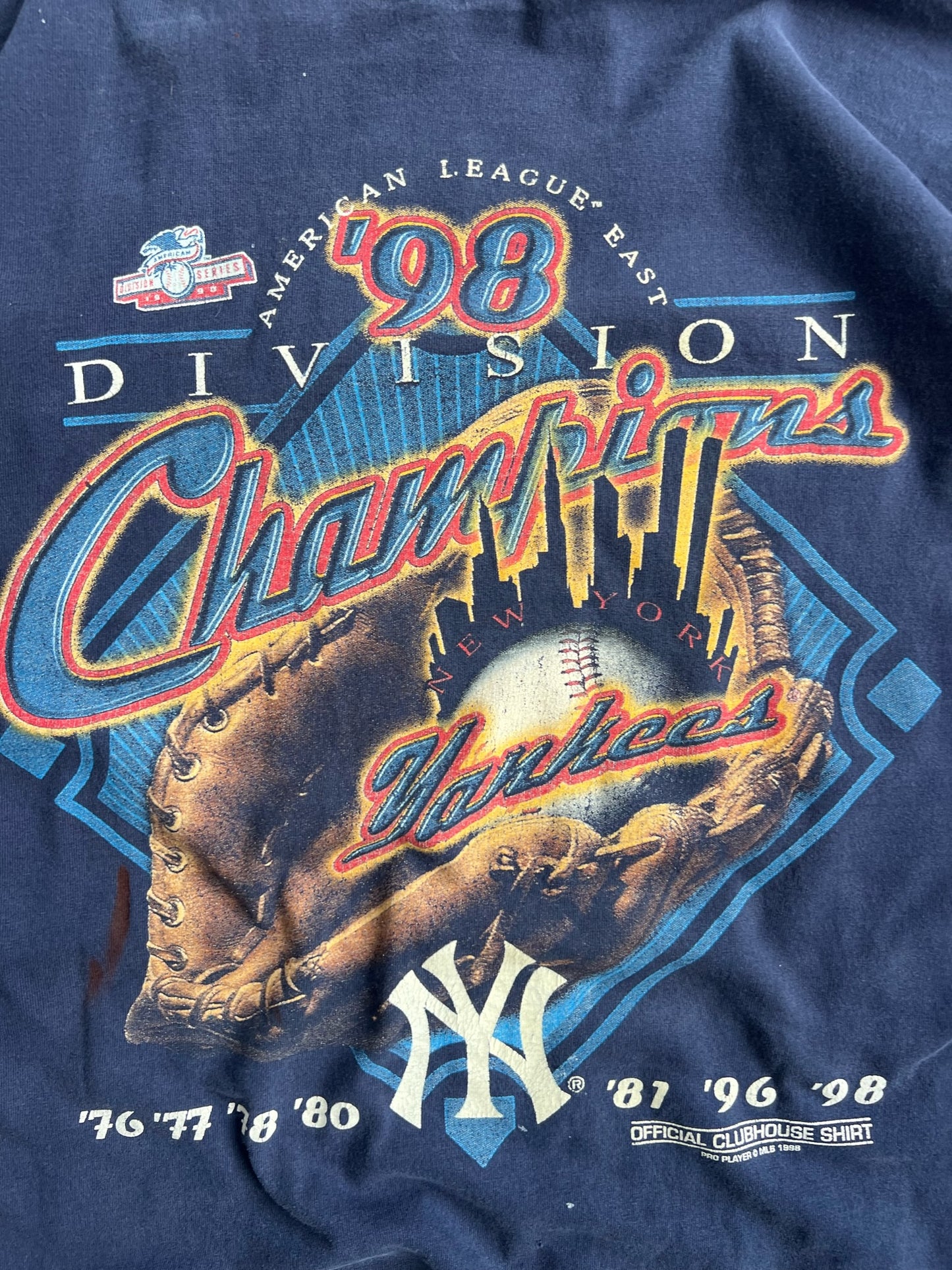 Vintage Navy NY Yankees 1998 Champions Shirt - XL