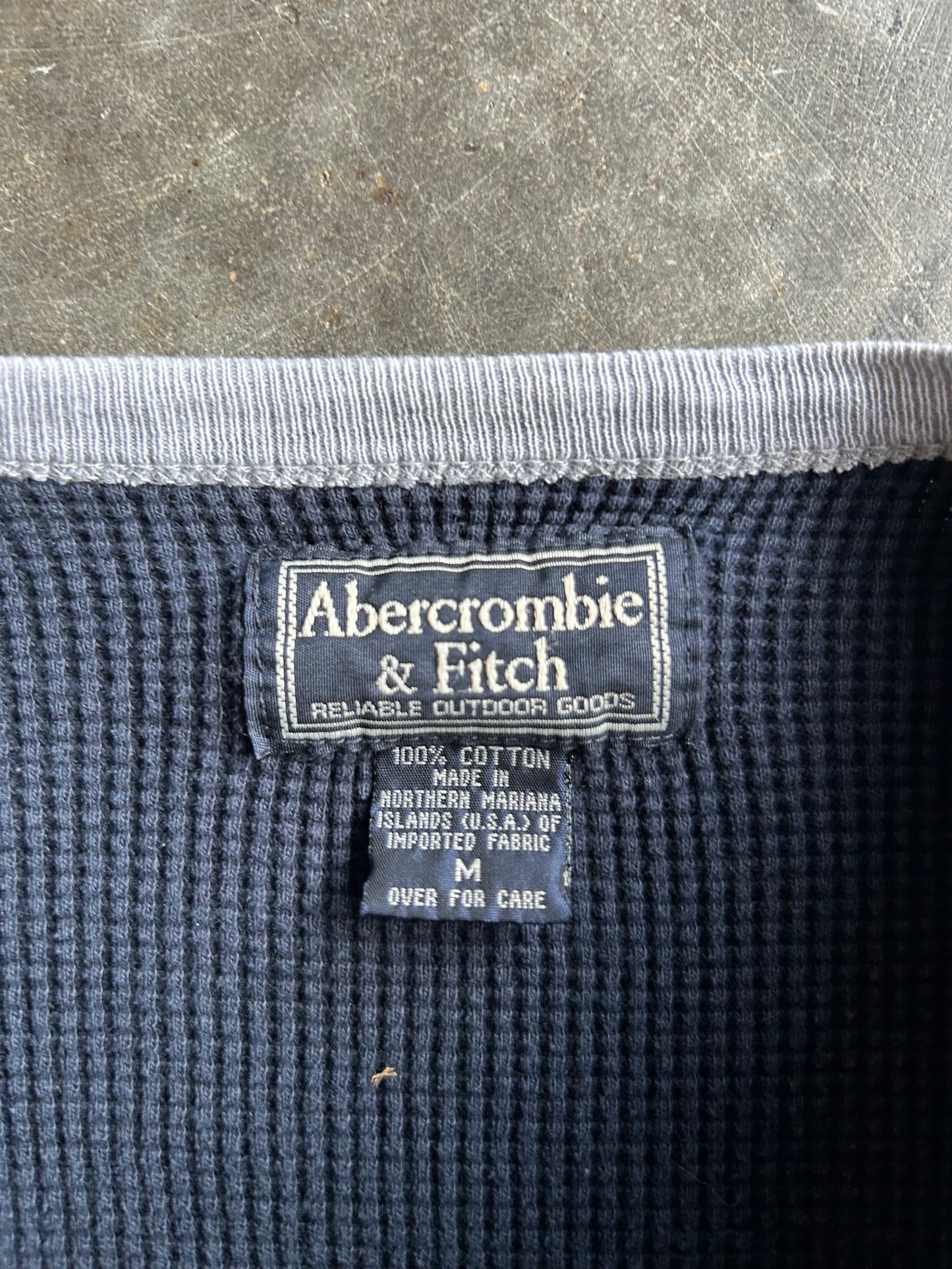 Vintage Abercrombie & Fitch Navy Thermal - M