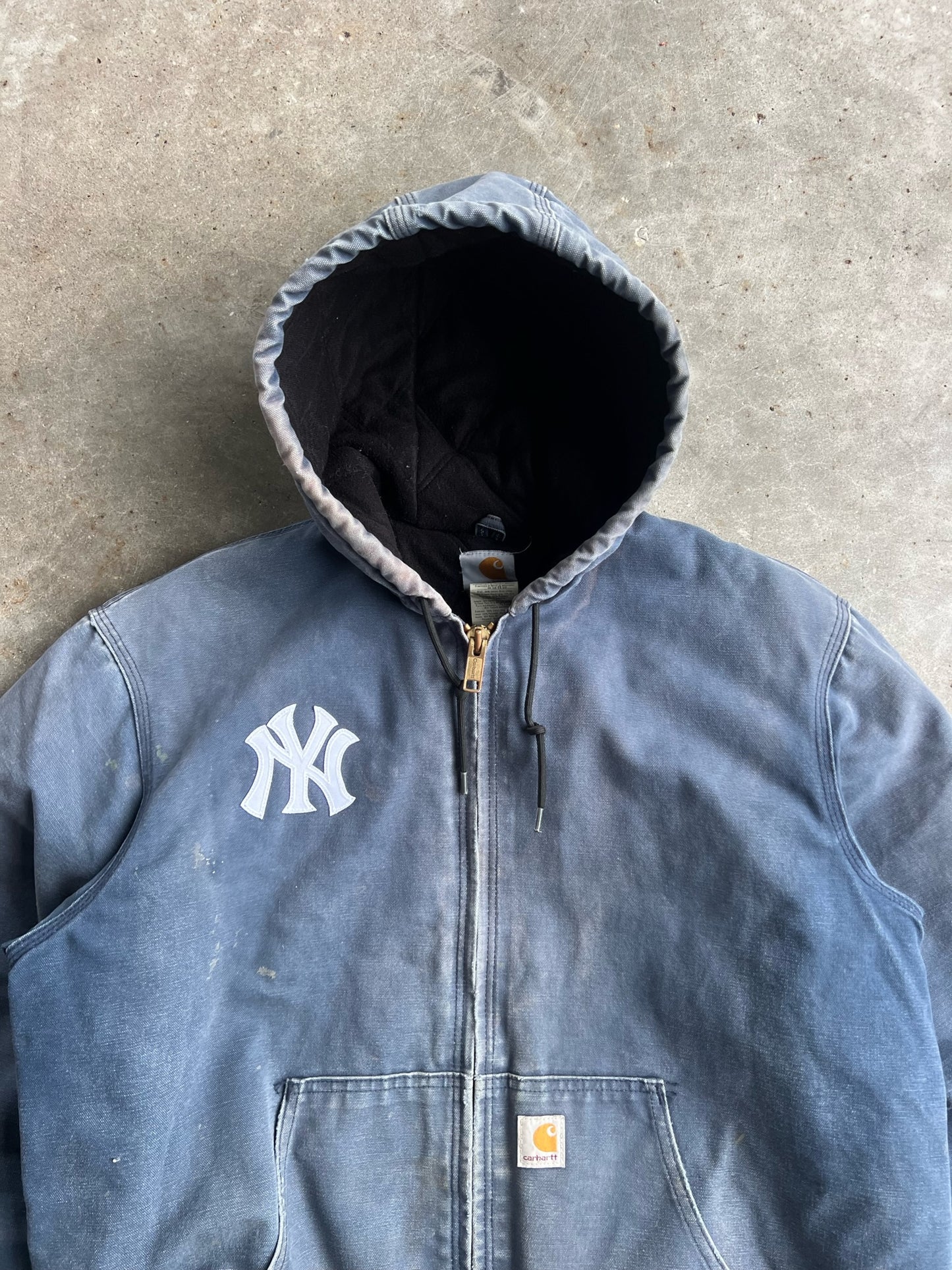 Vintage Faded Navy Yankees Hooded Carhartt Jacket - L