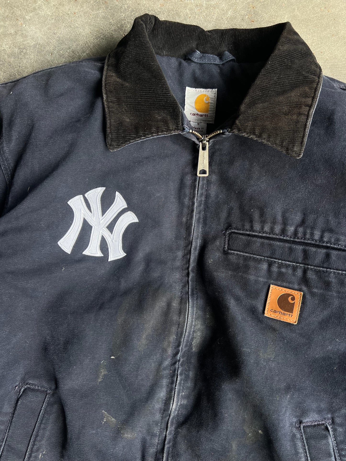 Vintage Navy Painted Yankees Carhartt Jacket - S