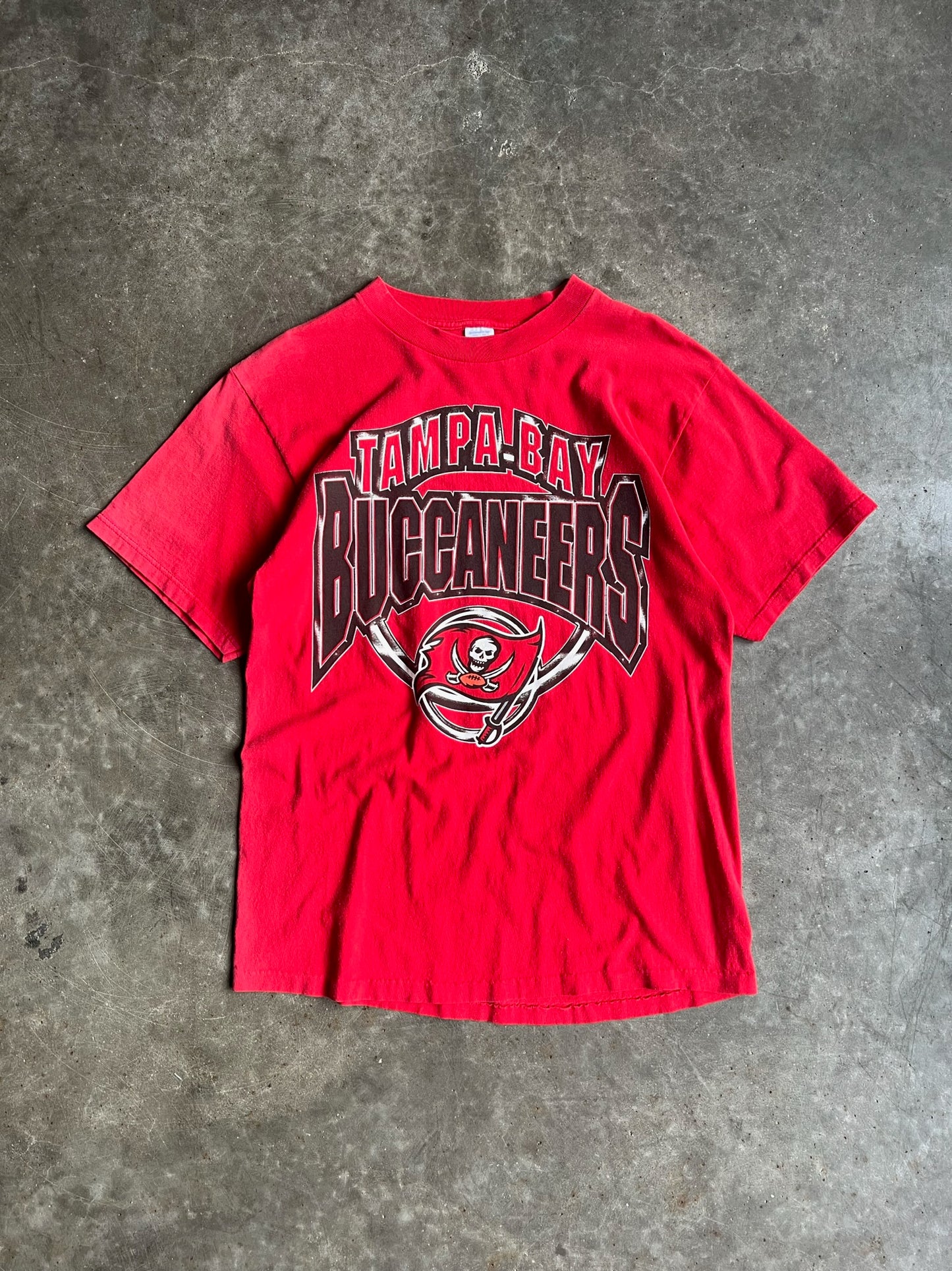 Vintage Tampa Bay Buccaneers Shirt - L