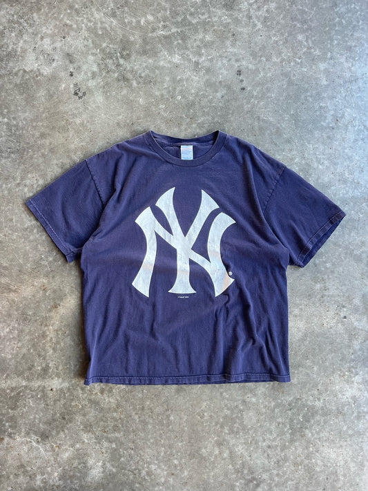 Vintage Navy Yankees Logo Shirt - XL