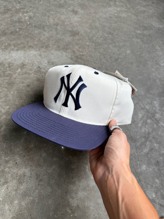 Vintage New York Yankees Snapback Hat