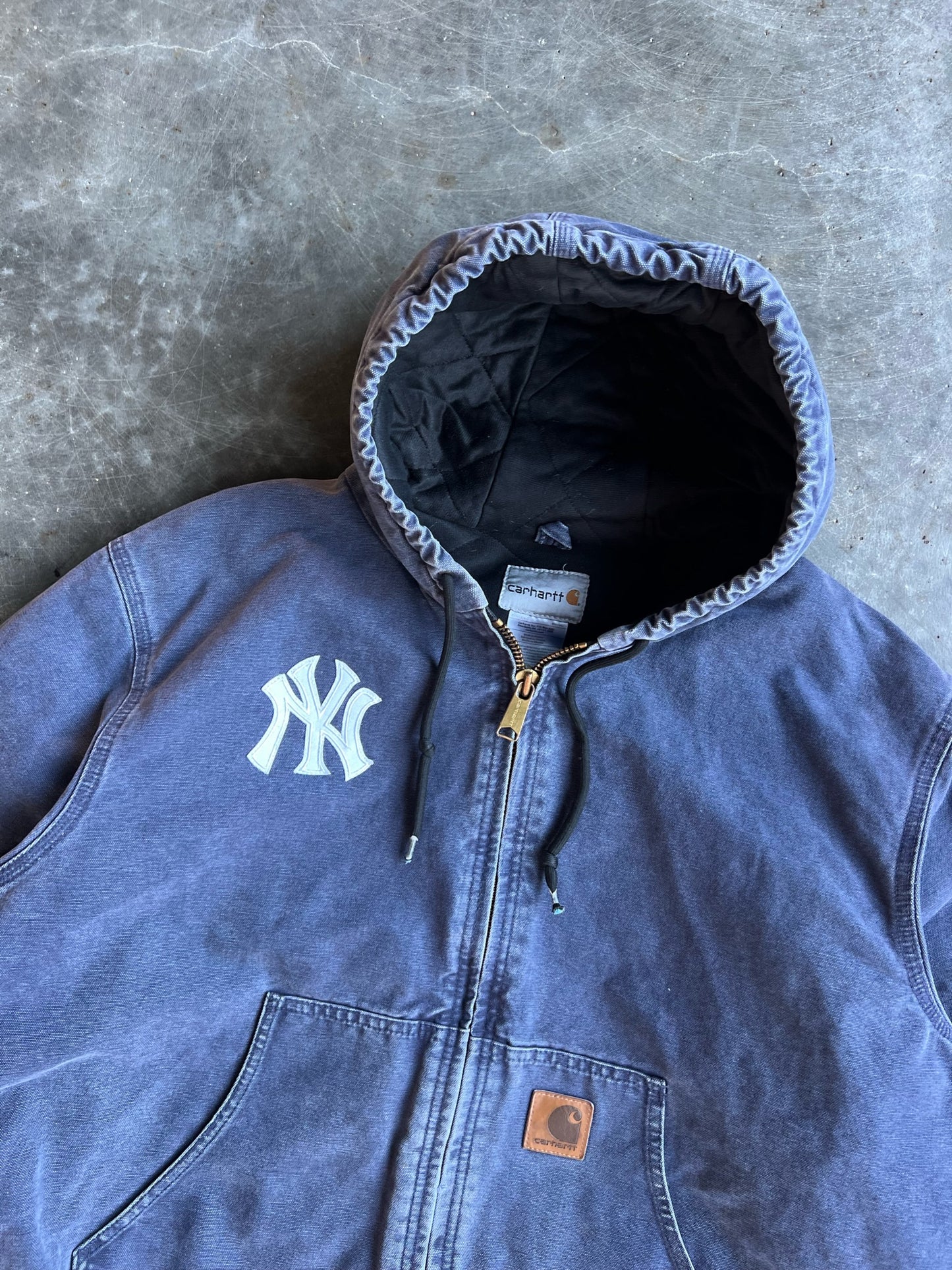 Vintage Yankees Faded Navy Hooded Carhartt Jacket - XL