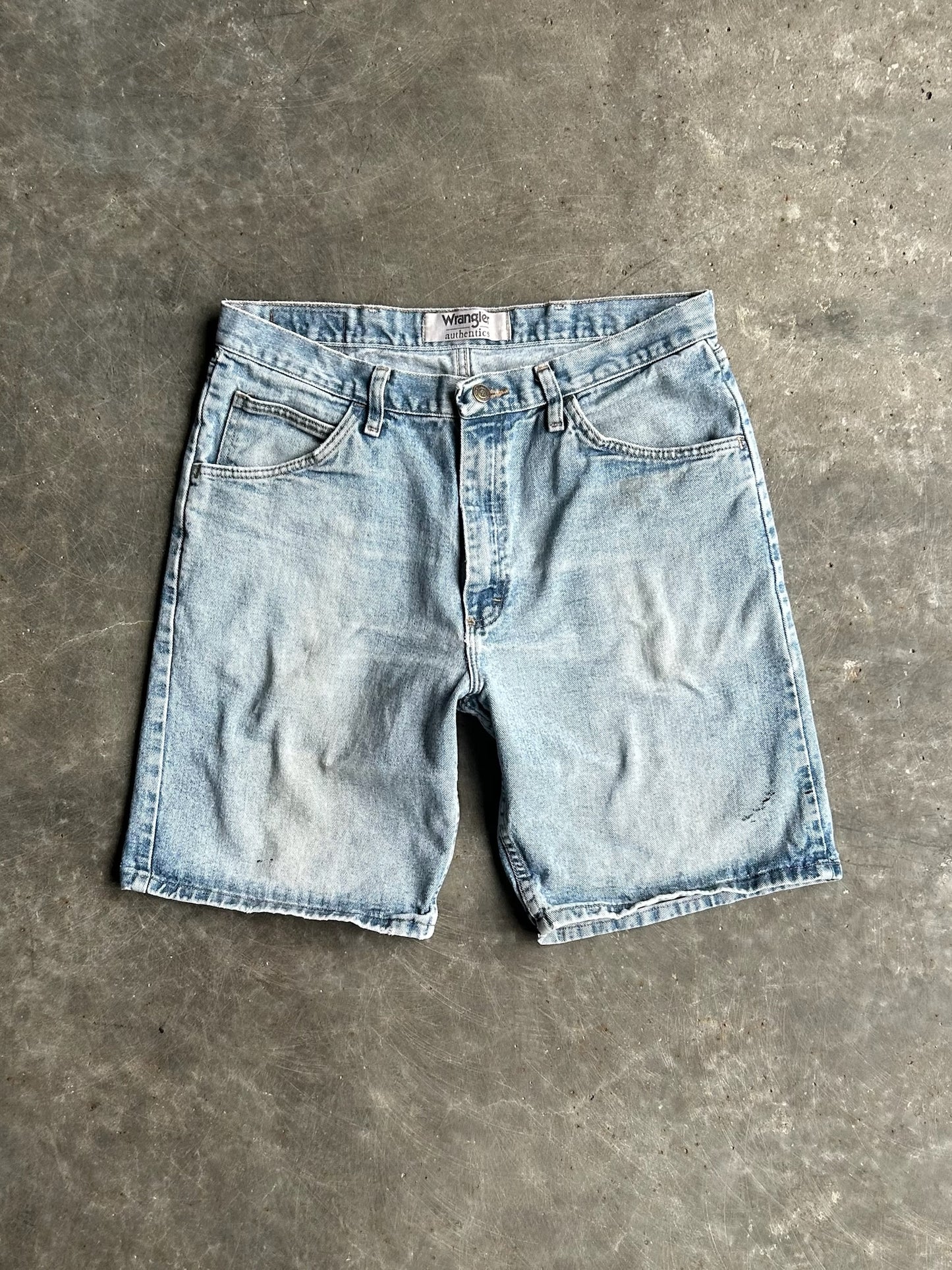 Vintage Faded Light Wash Wrangler Denim Shorts - 32