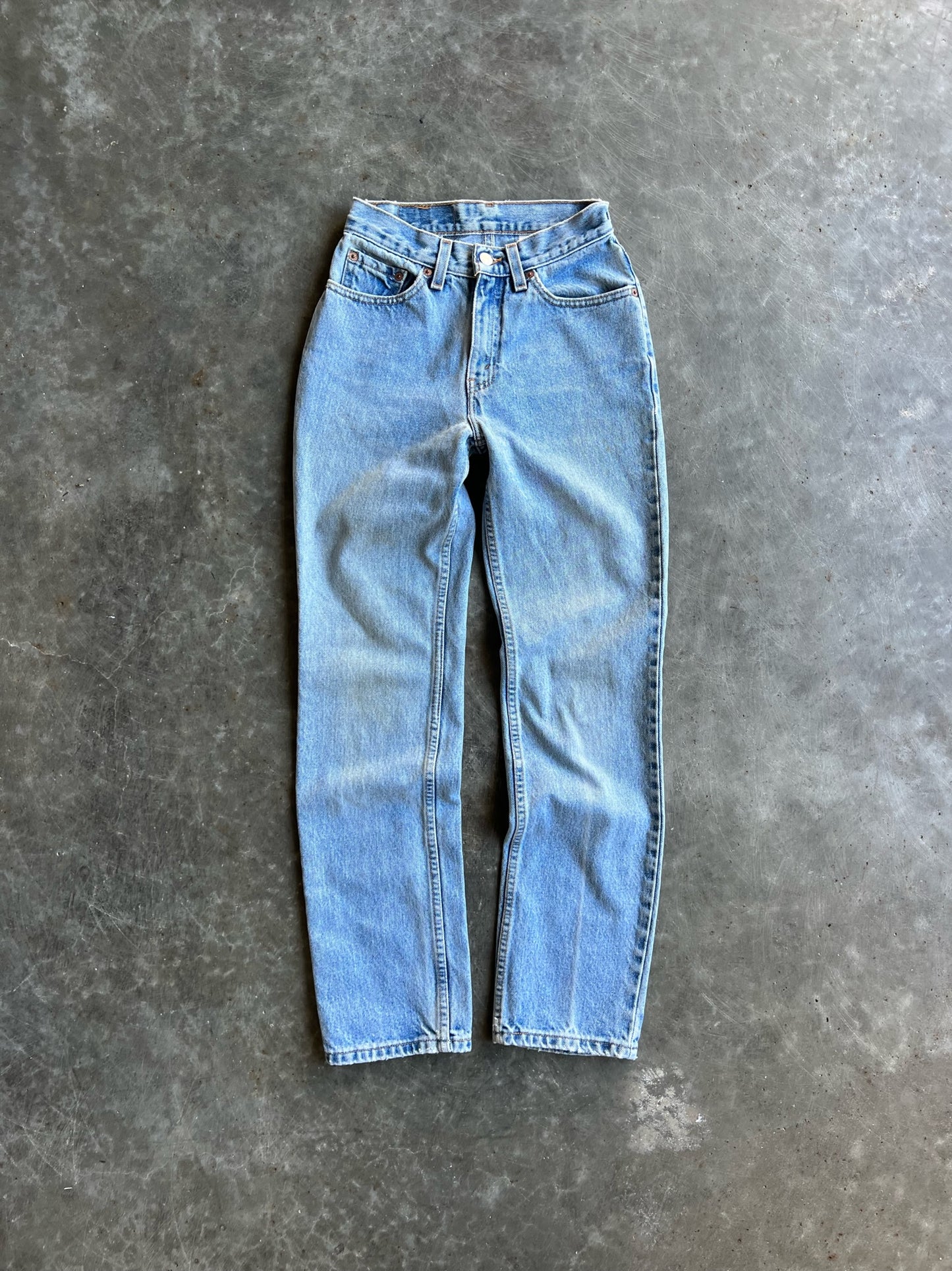 Vintage Light Wash Levi's 512 Pants - 25