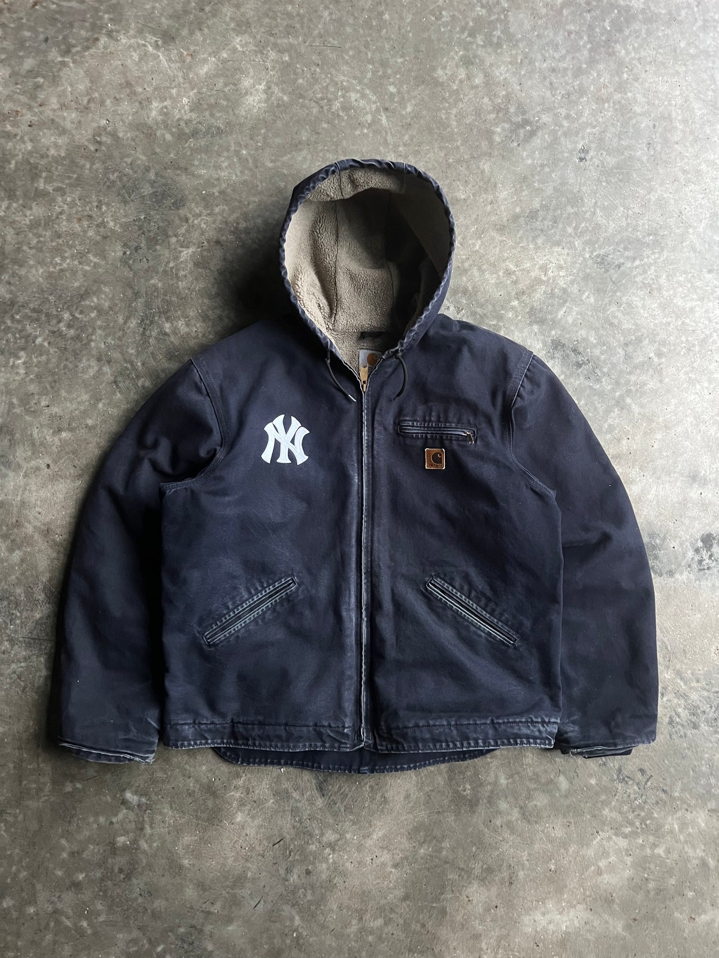 Vintage Sherpa Lined Yankees Carhartt Jacket - XL