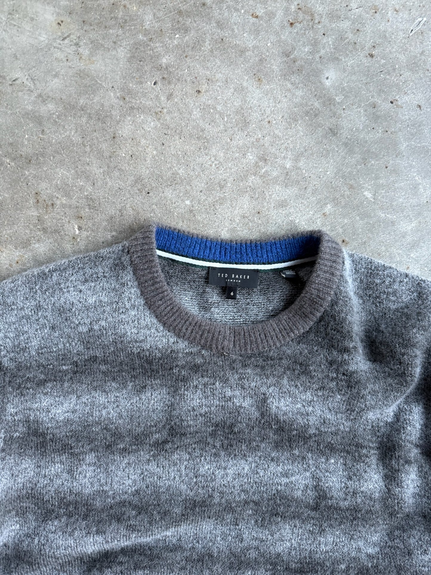 Vintage Ted Baker London Grey Sweater - M