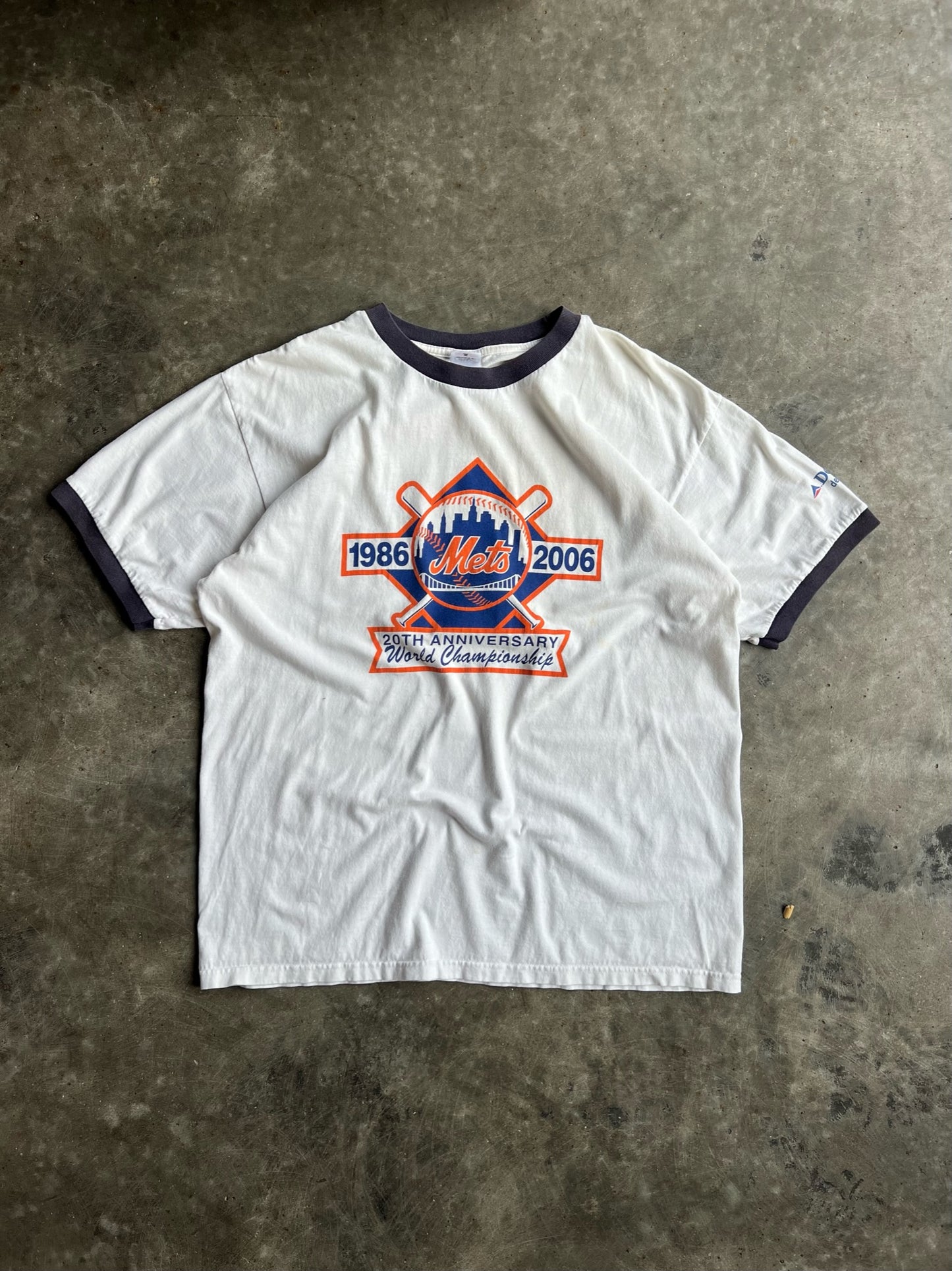 Vintage NY Mets 20th Anniversary World Championship Shirt - XL