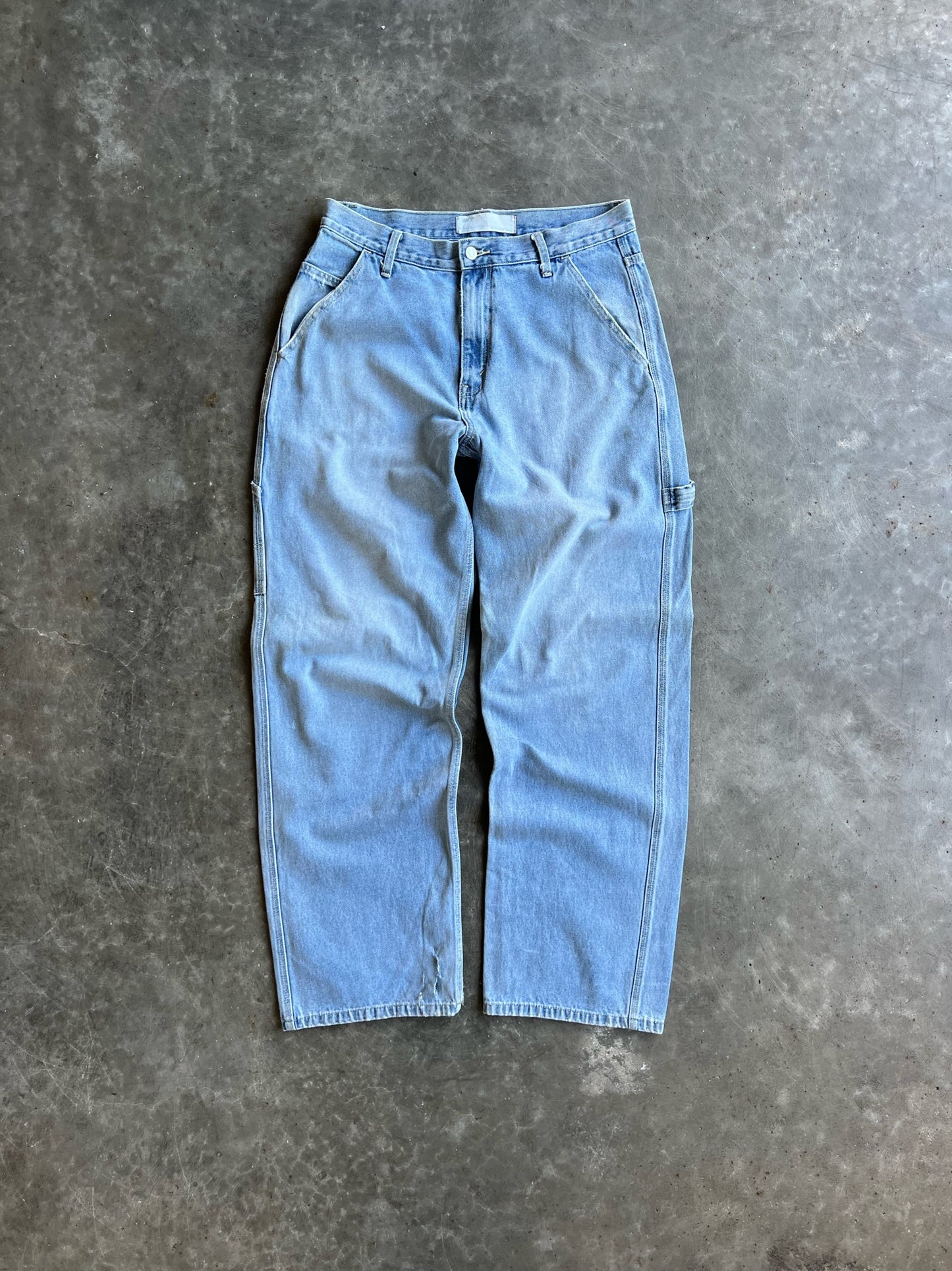 Vintage Light Wash Levi’s Carpenter Pants - 34