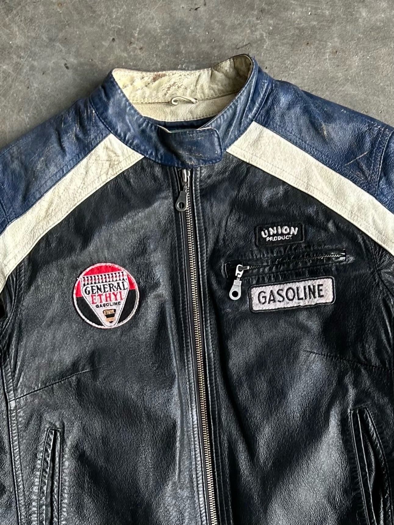 Vintage Patch Wilson's Leather Jacket - L