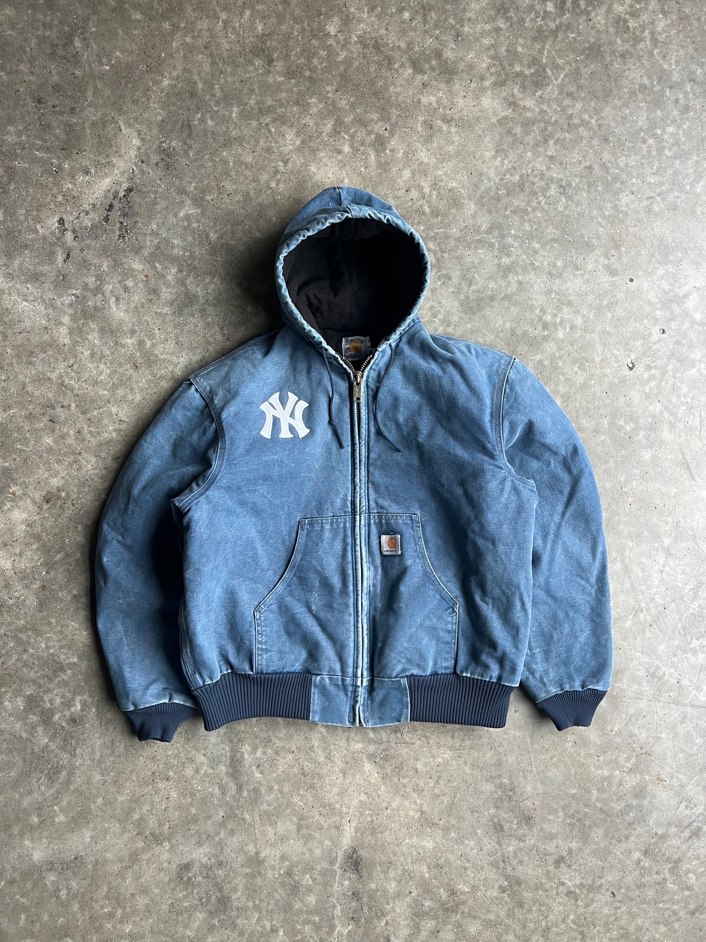 Vintage Faded Navy Yankees Hooded Carhartt Jacket - M