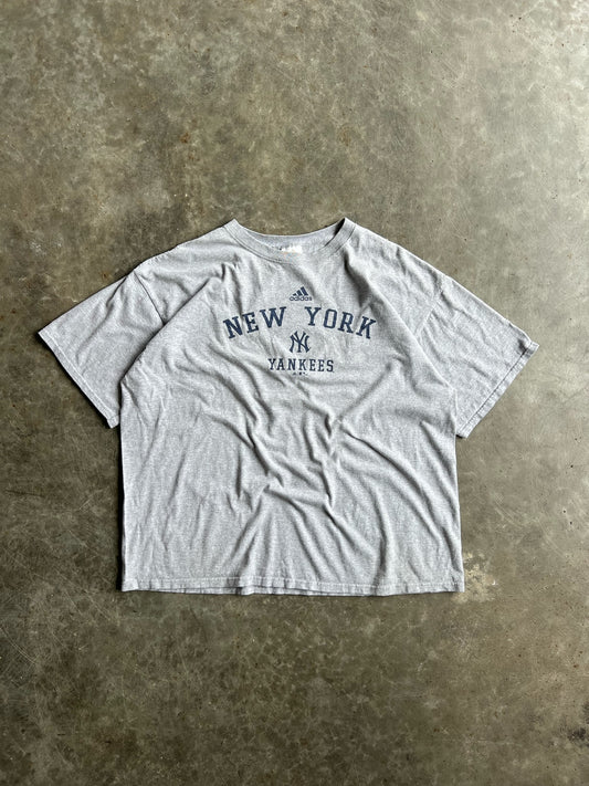 Vintage Grey Adidas New York Yankees Shirt - XL