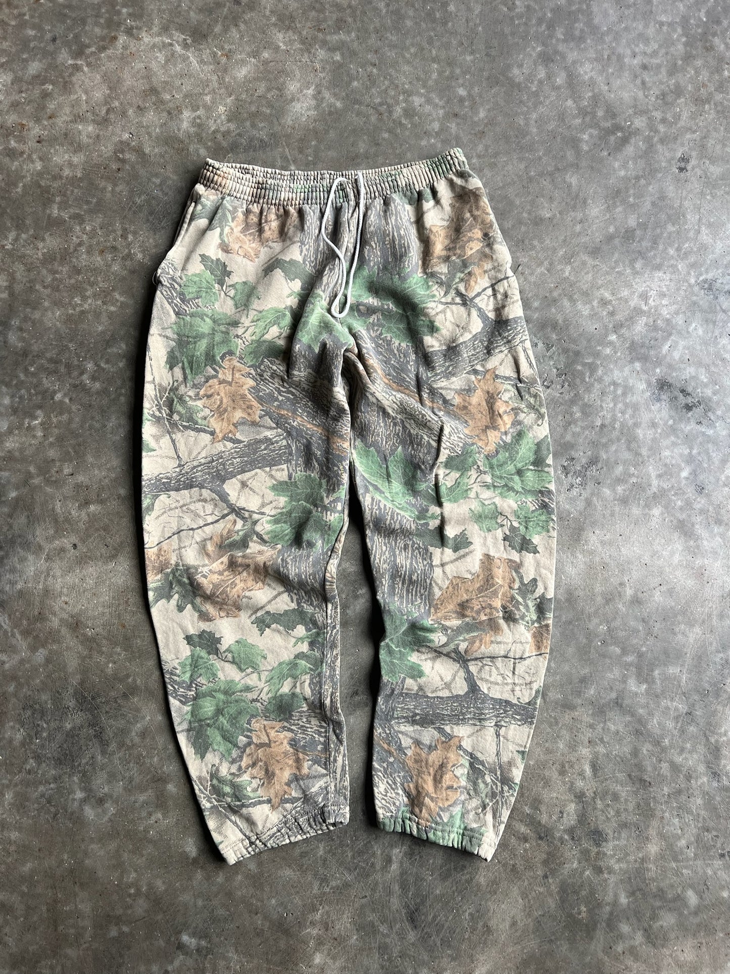 Vintage Jerzees Camo Pants - L