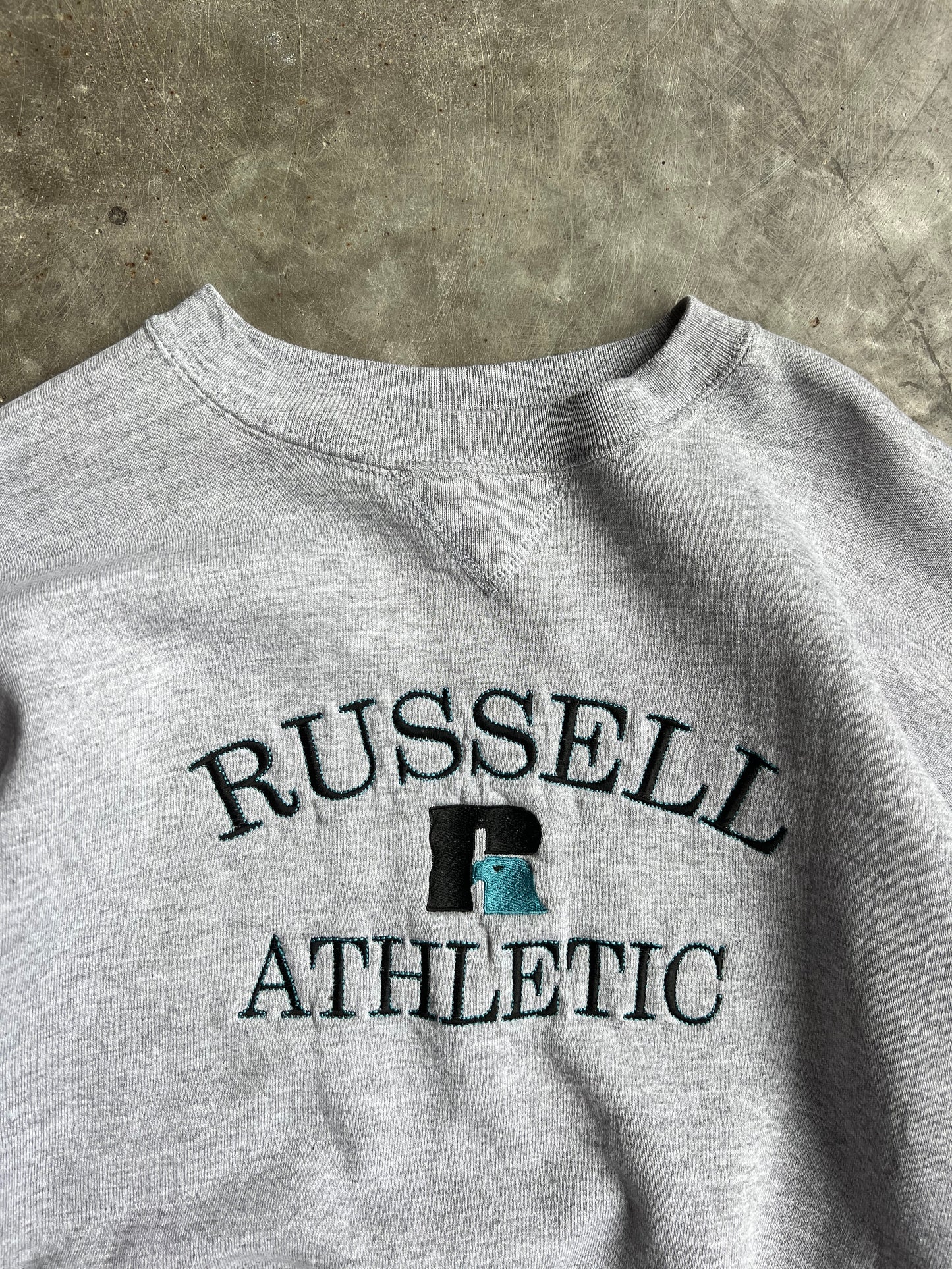 Vintage Russell Athletics Crew - XL