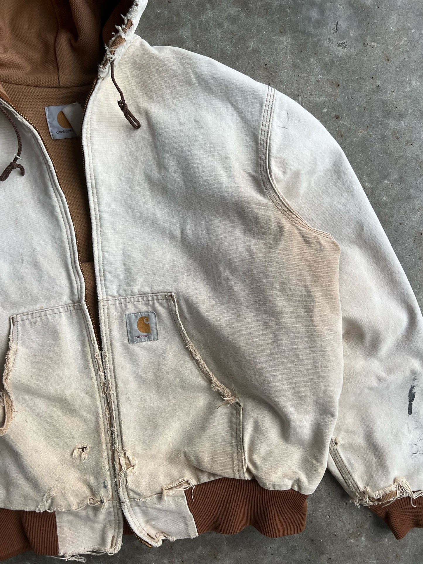 Vintage Cream Distressed Hooded Carhartt Jacket - XL