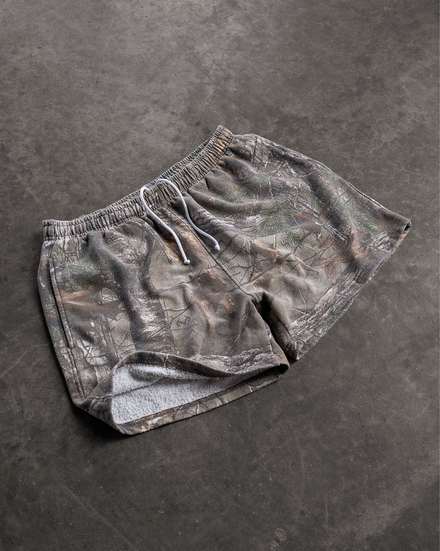 IVY X REALTREE® ‘Faded Camo Shorts’