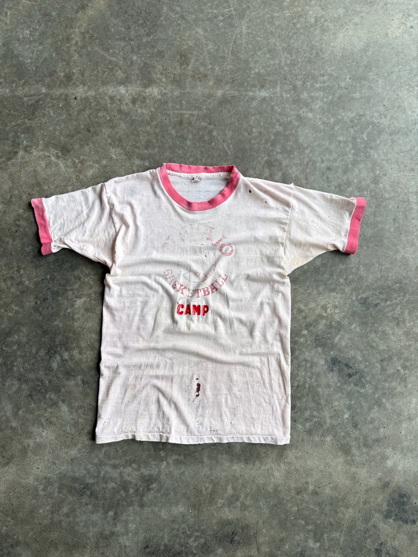 True Vintage Pink Faded Graphic Distressed Tee - L