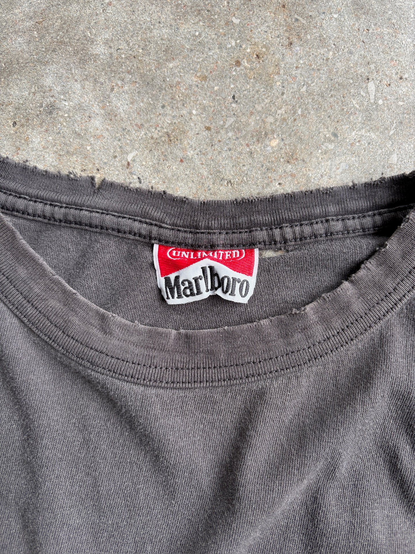 Vintage Faded Marlboro Unlimited Graphic Distressed Tee - XL