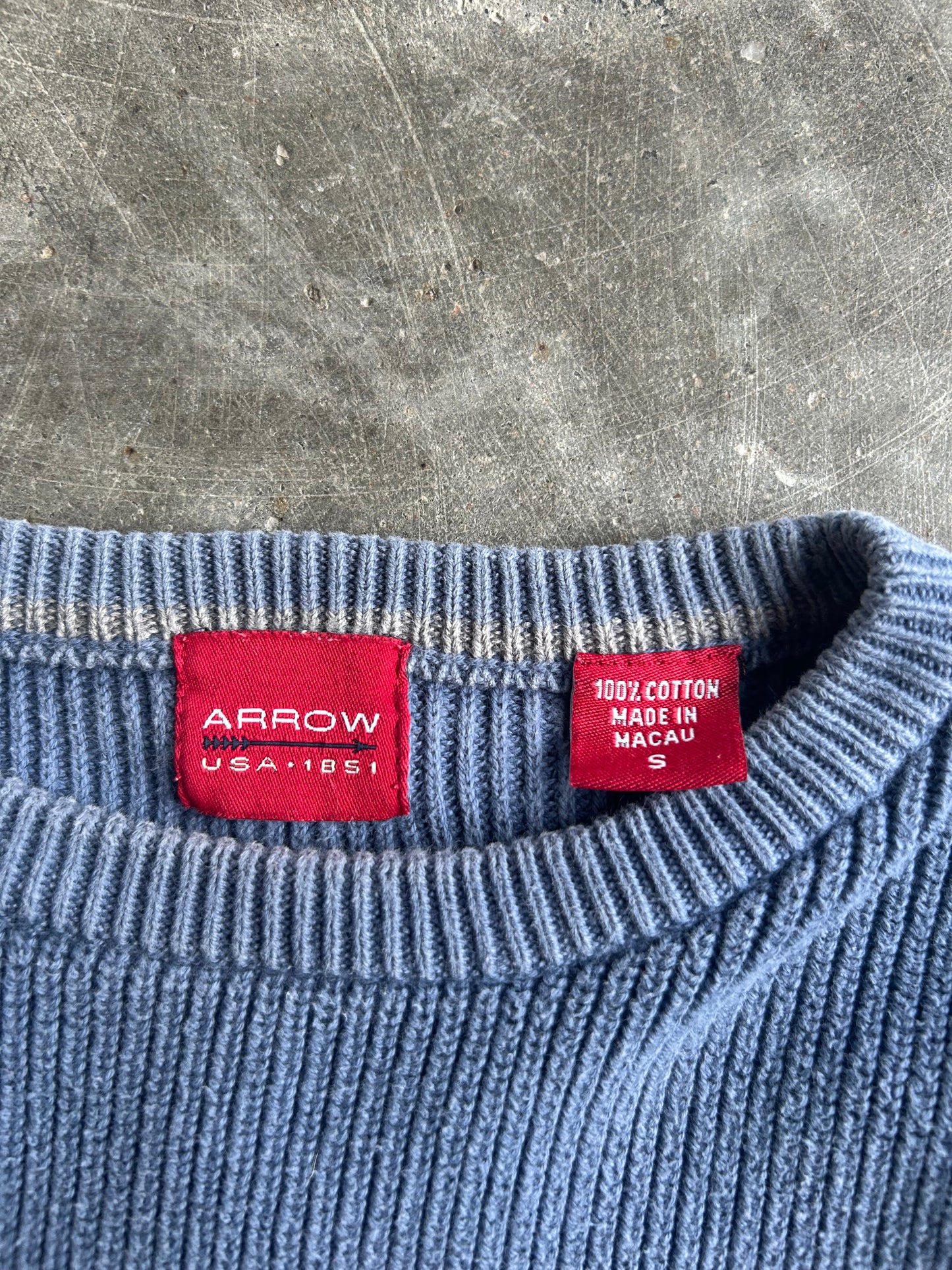 Vintage Blue Arrow Sweater - M