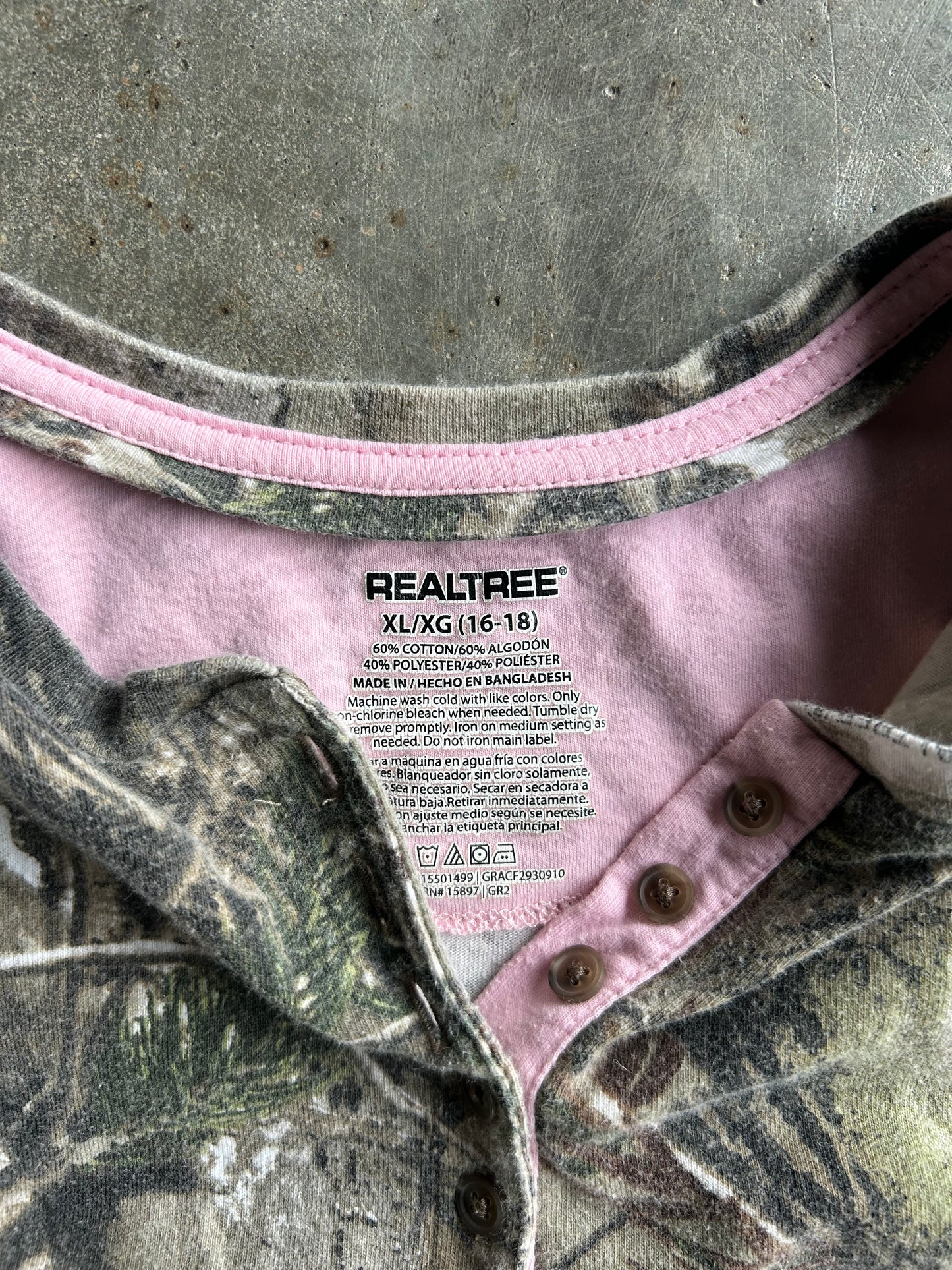 Pink Inseam Realtree Long Sleeve Camo Shirt - XL