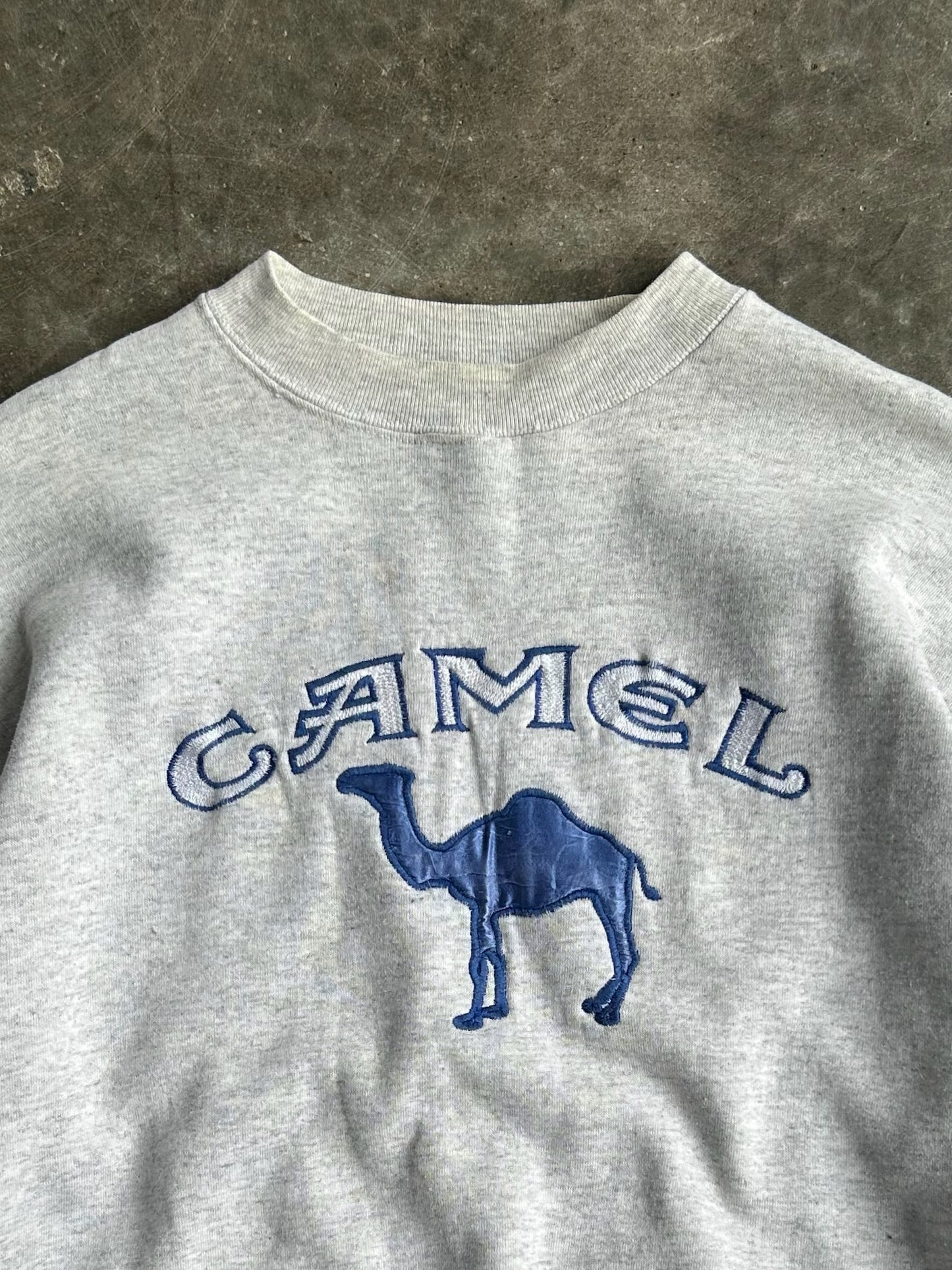 Vintage Grey Camel Crew - L