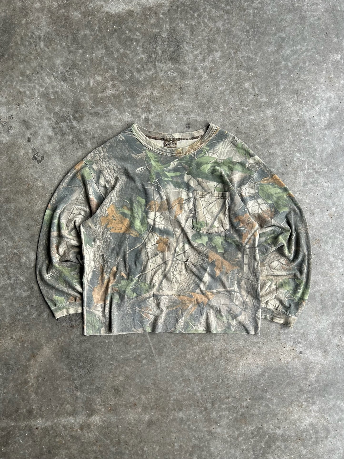 Vintage Whitewater Outdoors Long Sleeve Camo Tee - XL