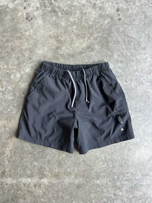 Vintage Black Nike ACG Shorts - M