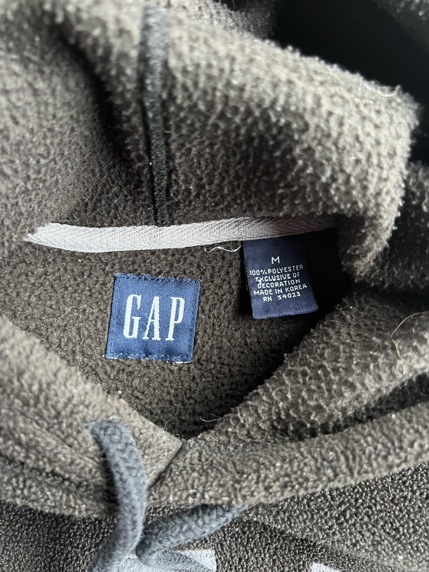 Vintage Black Fleece Gap Hoodie - M