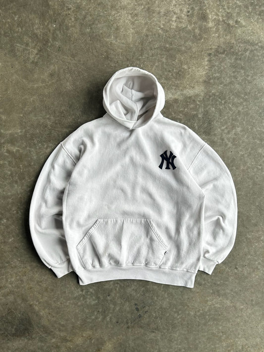 Vintage White Yankees Hoodie - XL