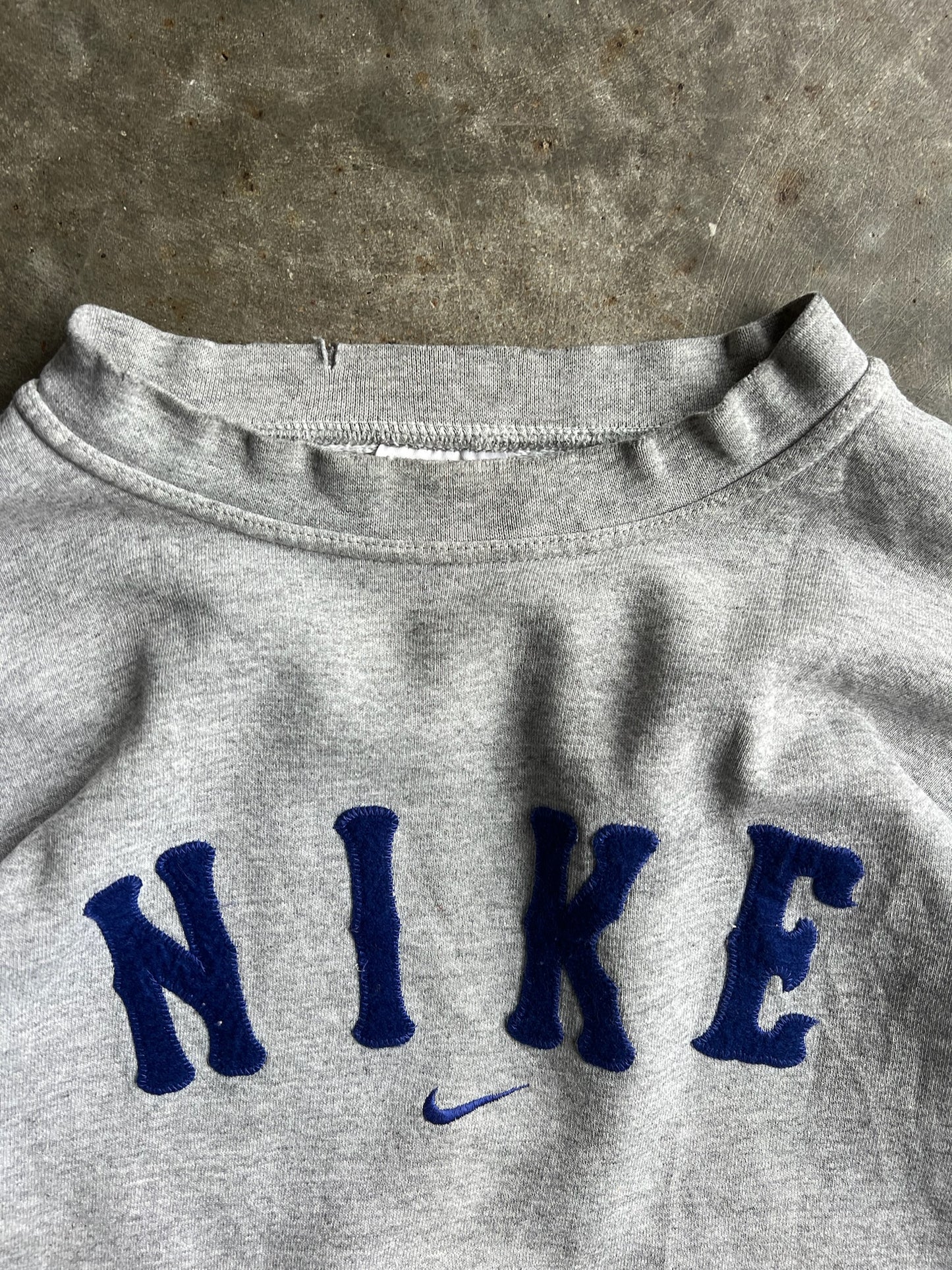 Vintage 90s Spellout Nike Crew - XL