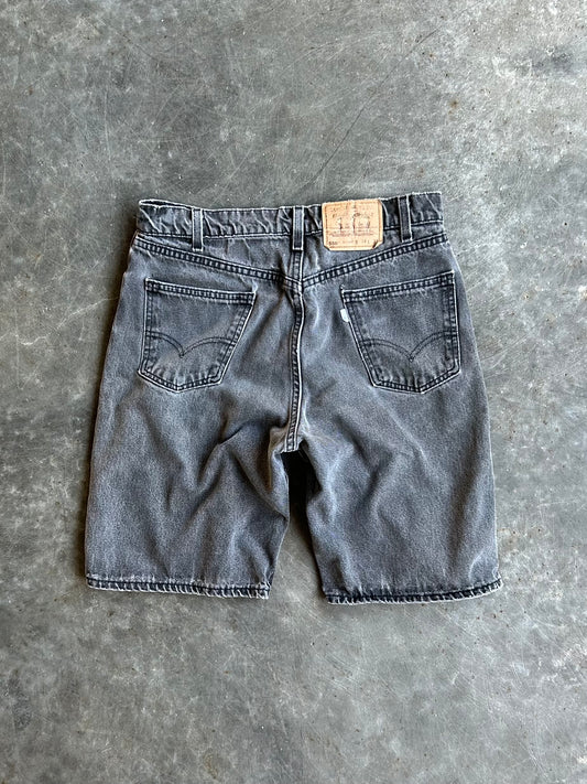 Vintage Levi’s 550 Black Denim Shorts - 32